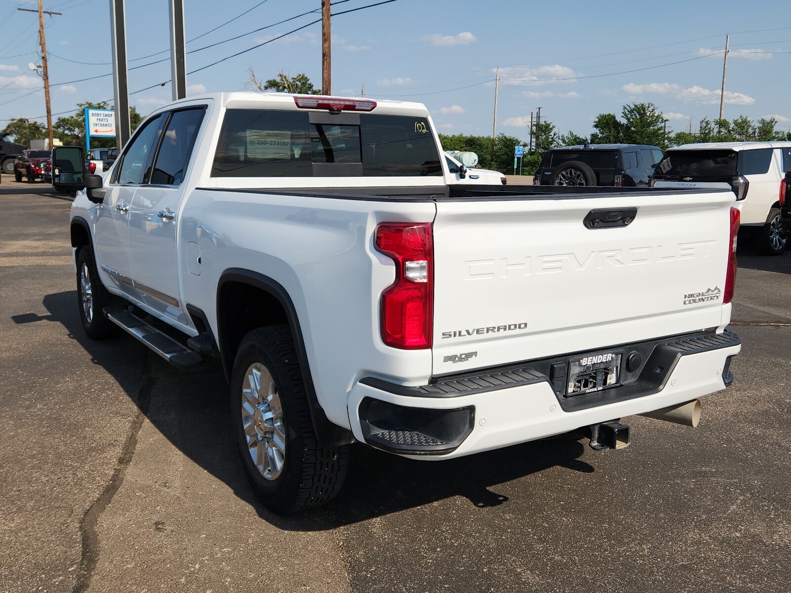 2024 Chevrolet Silverado 2500HD High Country photo 3