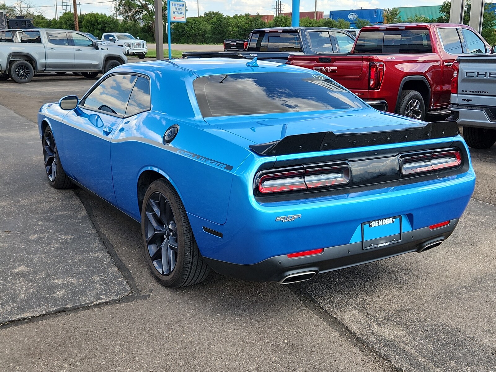 2023 Dodge Challenger GT photo 3