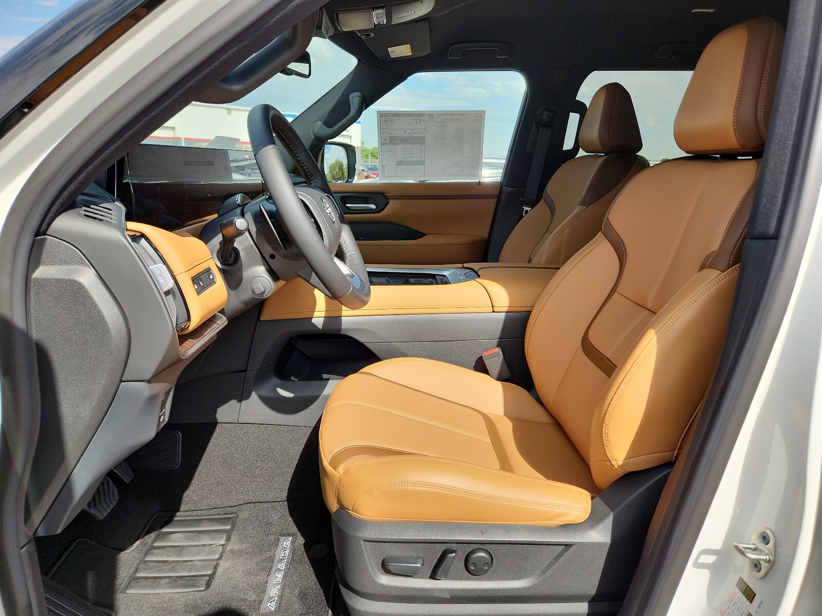2026 Nissan Armada SL - Photo 11