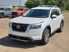 2025 Nissan Pathfinder SL SUV