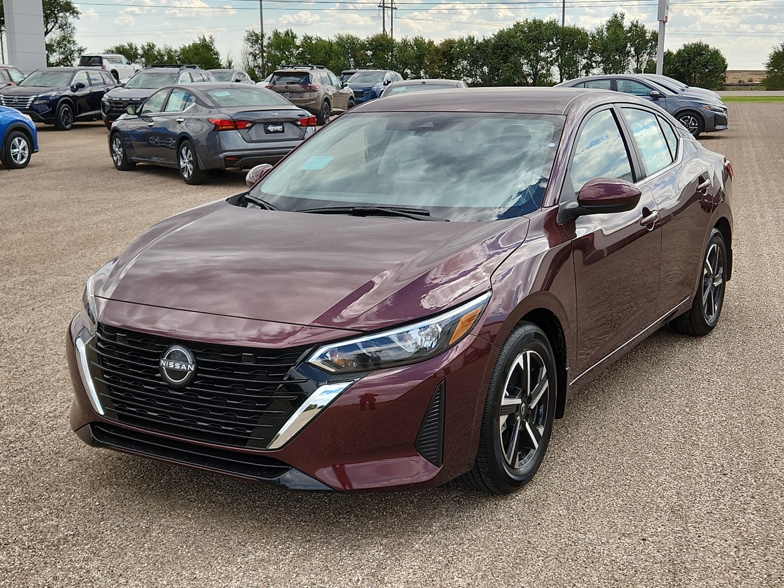 2025 Nissan Sentra SV's photo