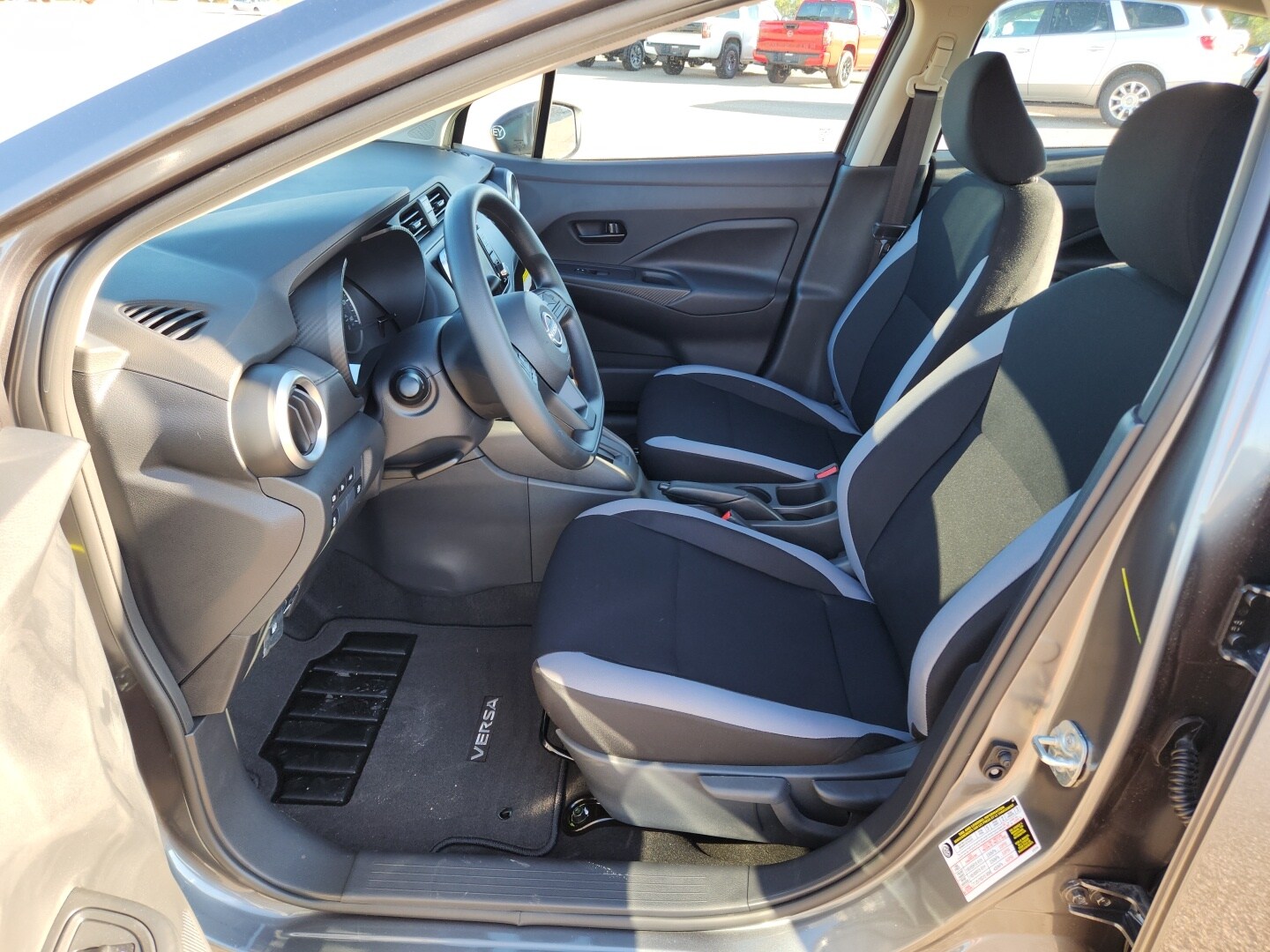 2025 Nissan Versa Sedan S - Photo 10