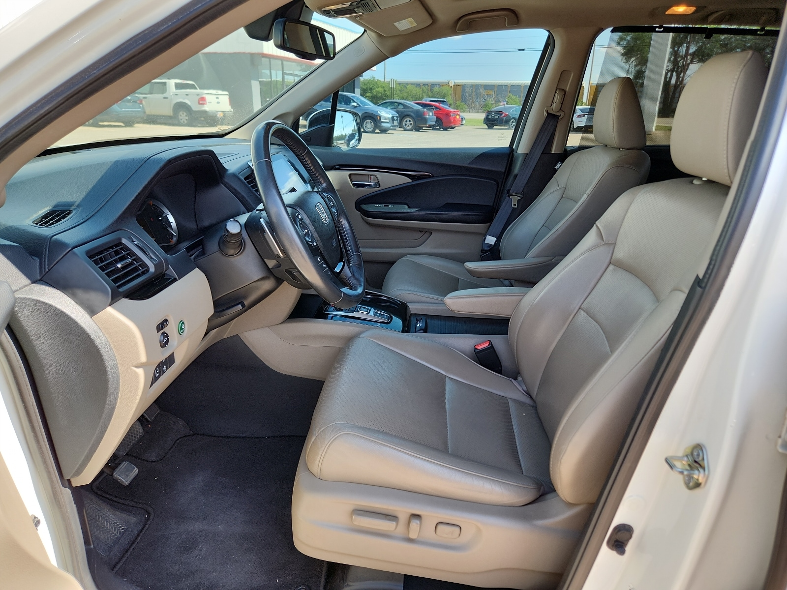 2017 Honda Pilot Elite - Photo 10
