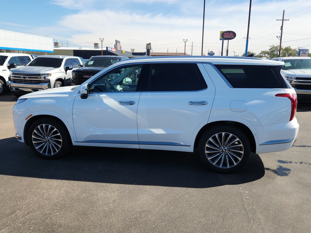 Used 2024 Hyundai Palisade Calligraphy SUV