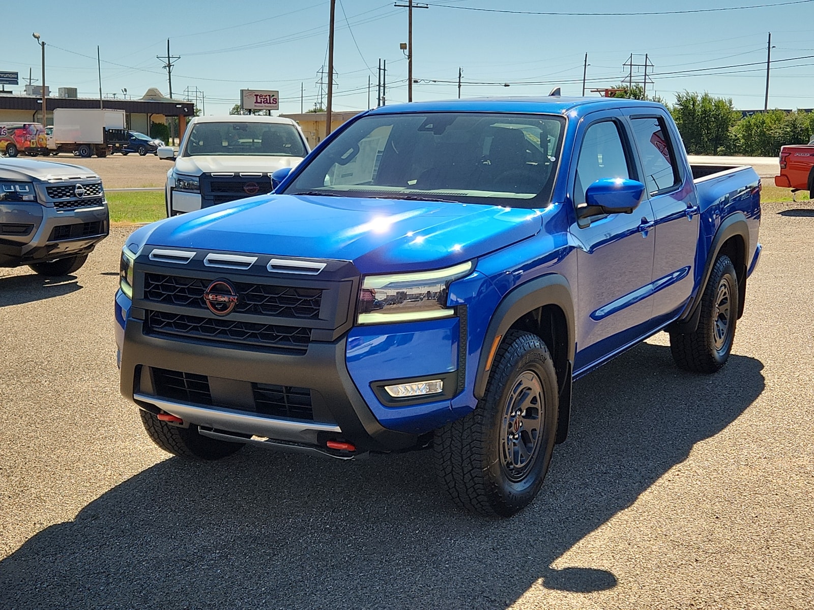 2026 Nissan Frontier PRO-4X's photo