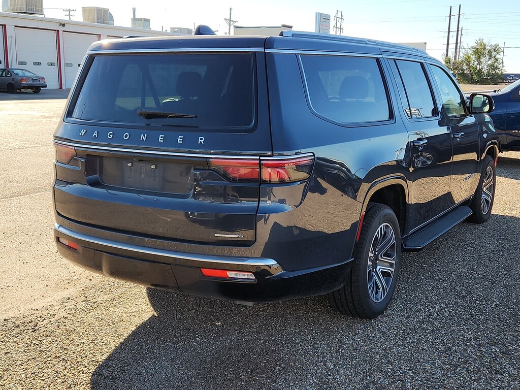 Used 2024 Jeep Wagoneer L Series II SUV