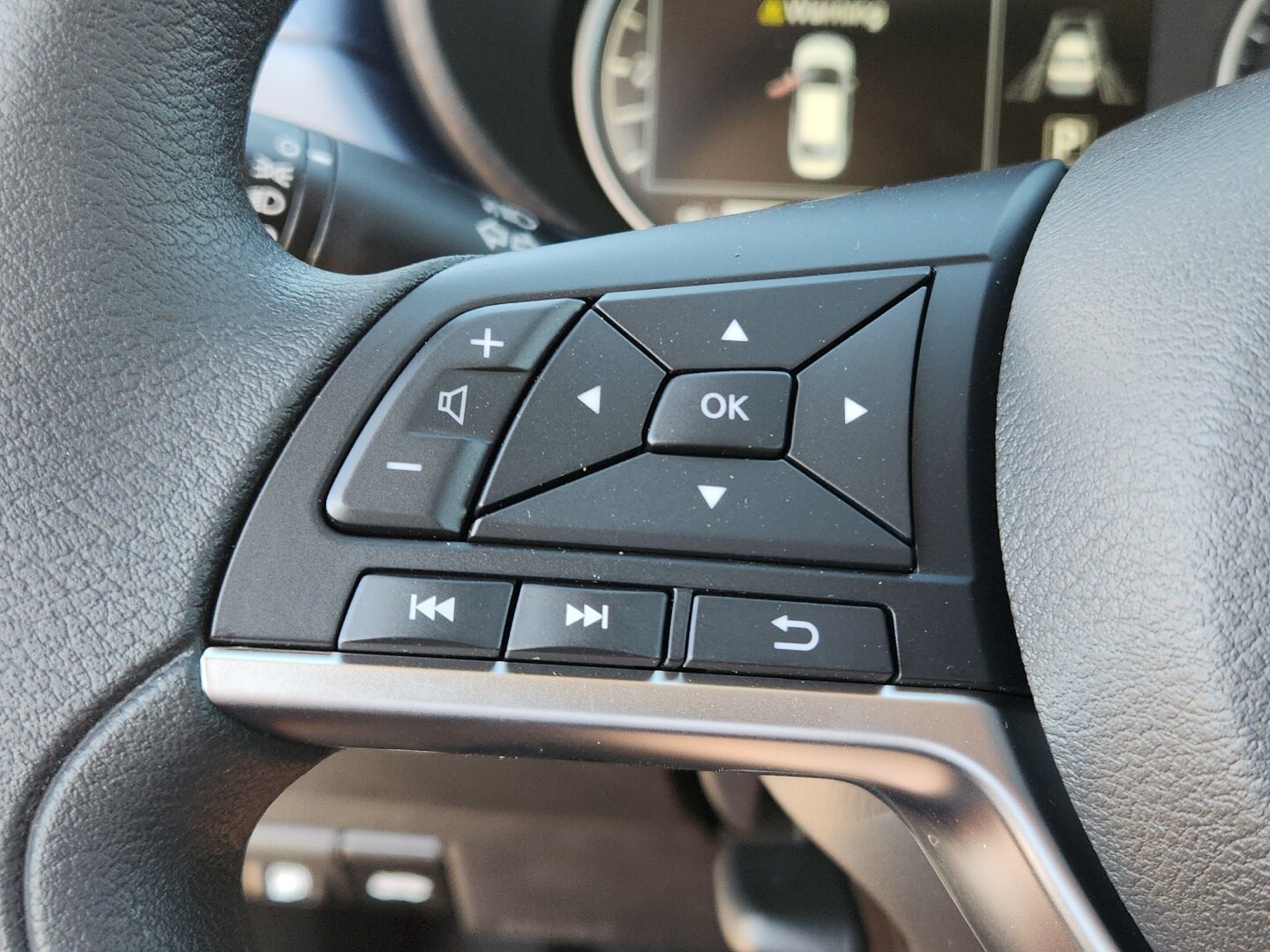 2025 Nissan Versa Sedan SV - Photo 20