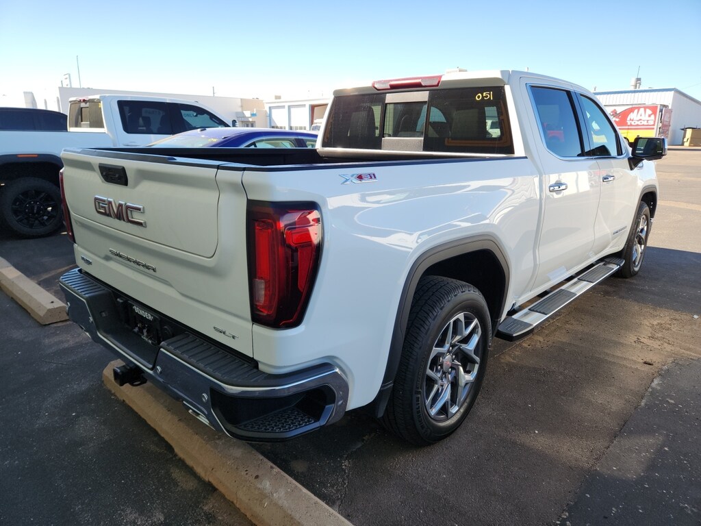 Used 2022 GMC Sierra 1500 SLT Truck Crew Cab