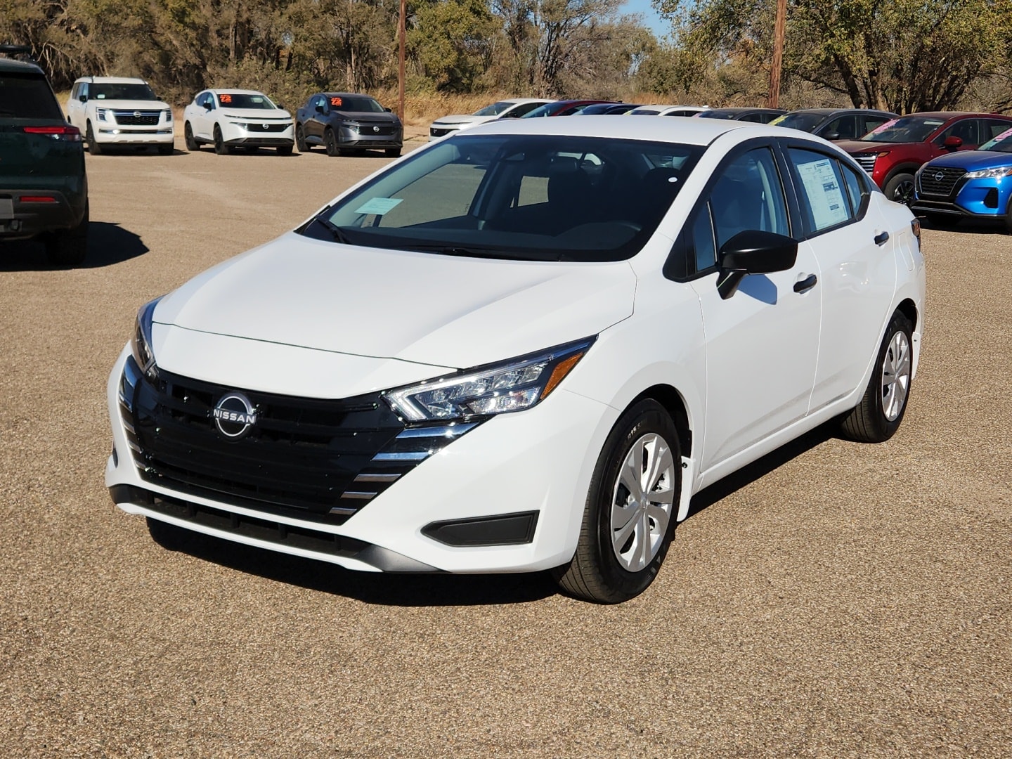 2025 Nissan Versa Sedan S's photo