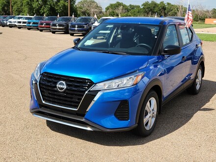 2025 Nissan Kicks Play S SUV