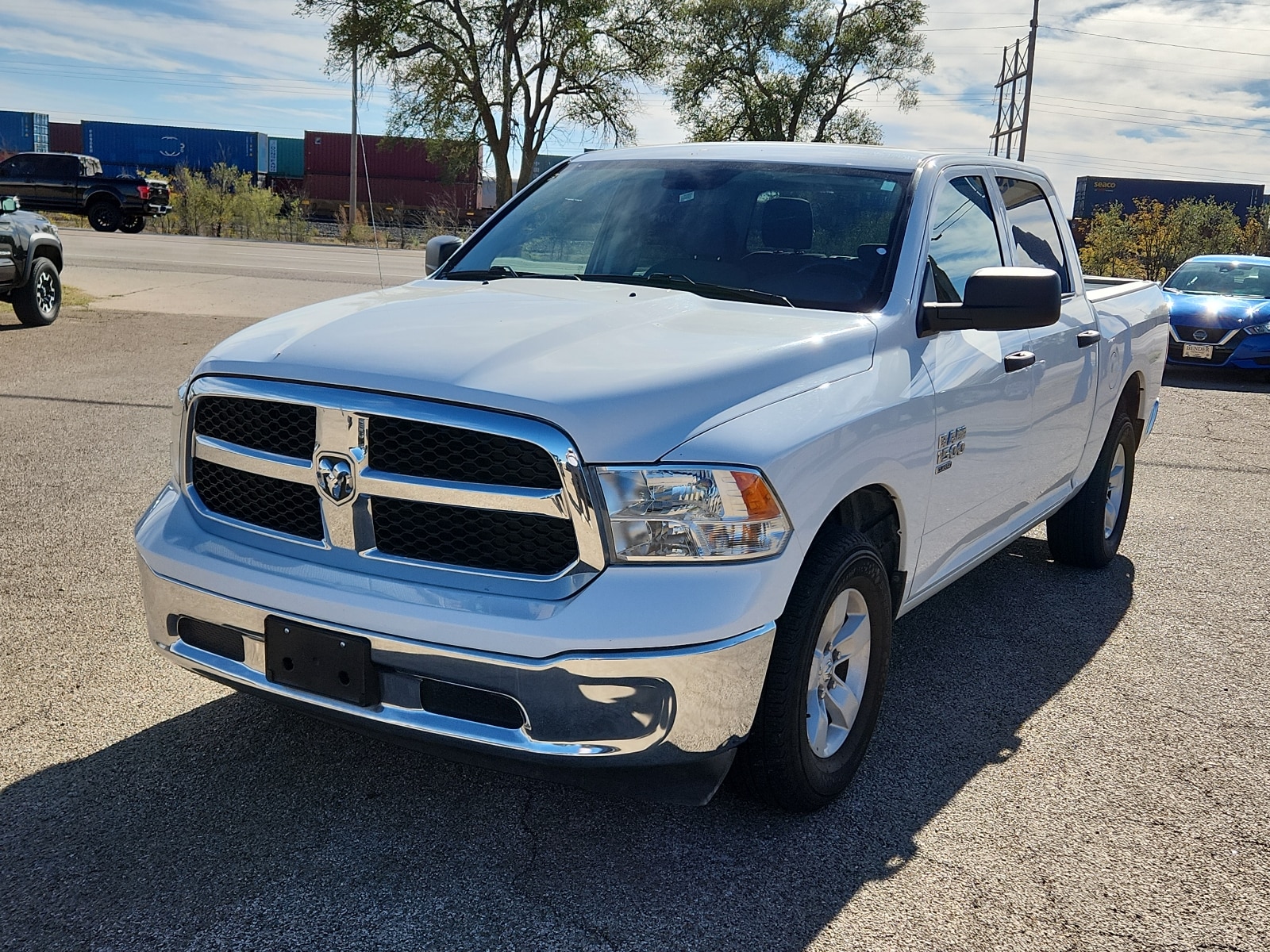2022 RAM 1500 Classic SLT Crew Cab 5'7's photo