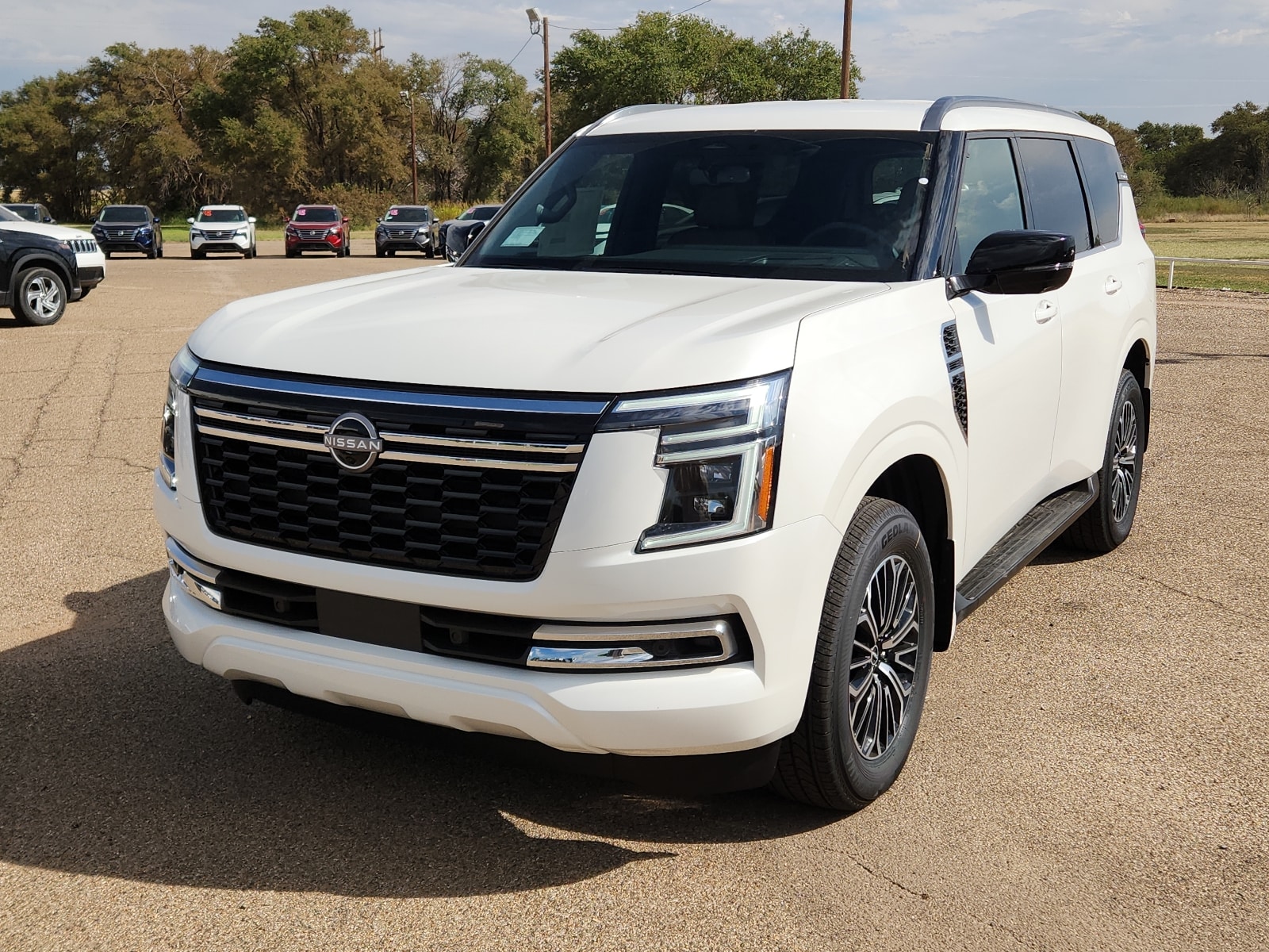 2026 Nissan Armada SL's photo