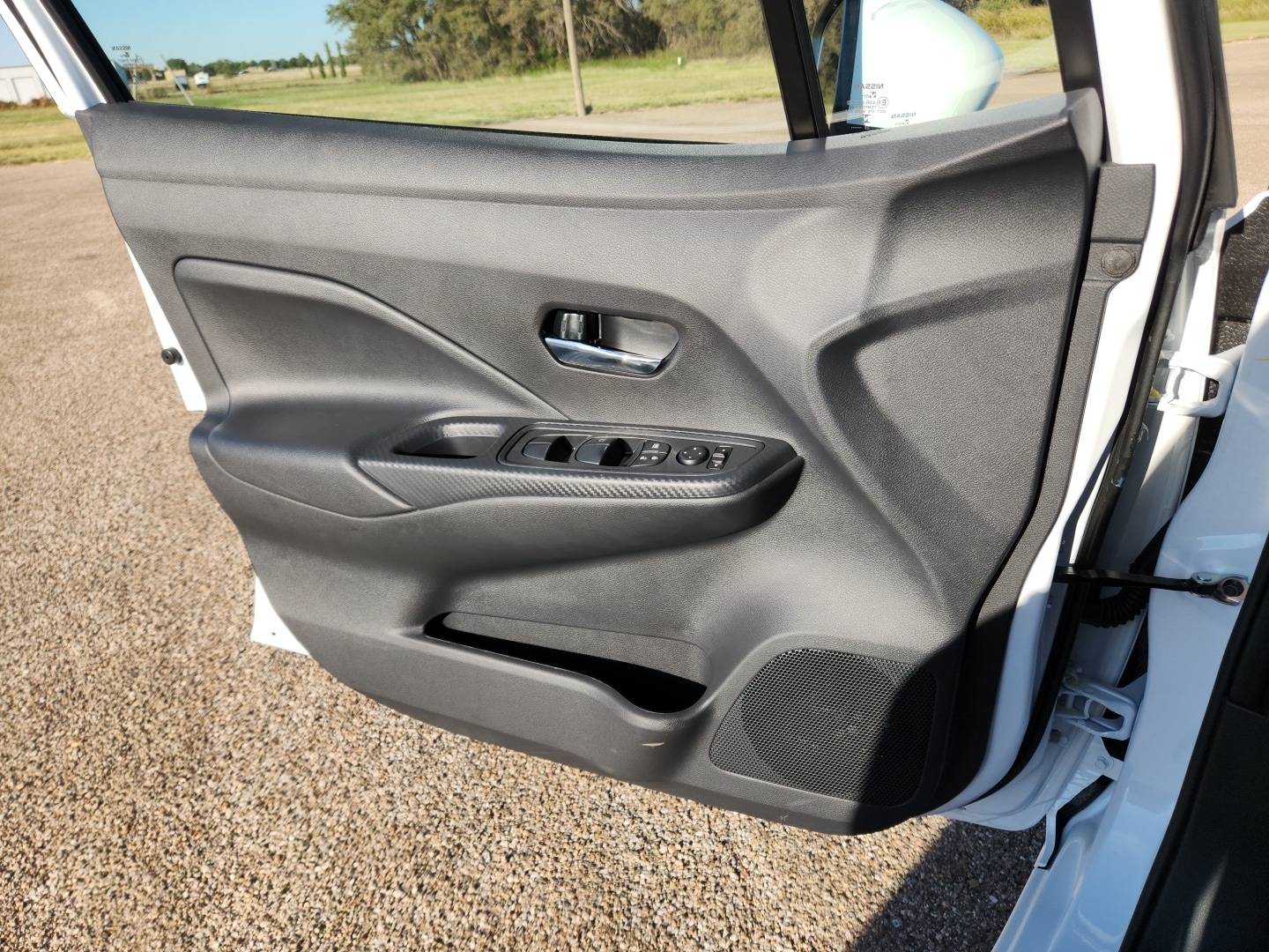 2025 Nissan Versa Sedan SV - Photo 12
