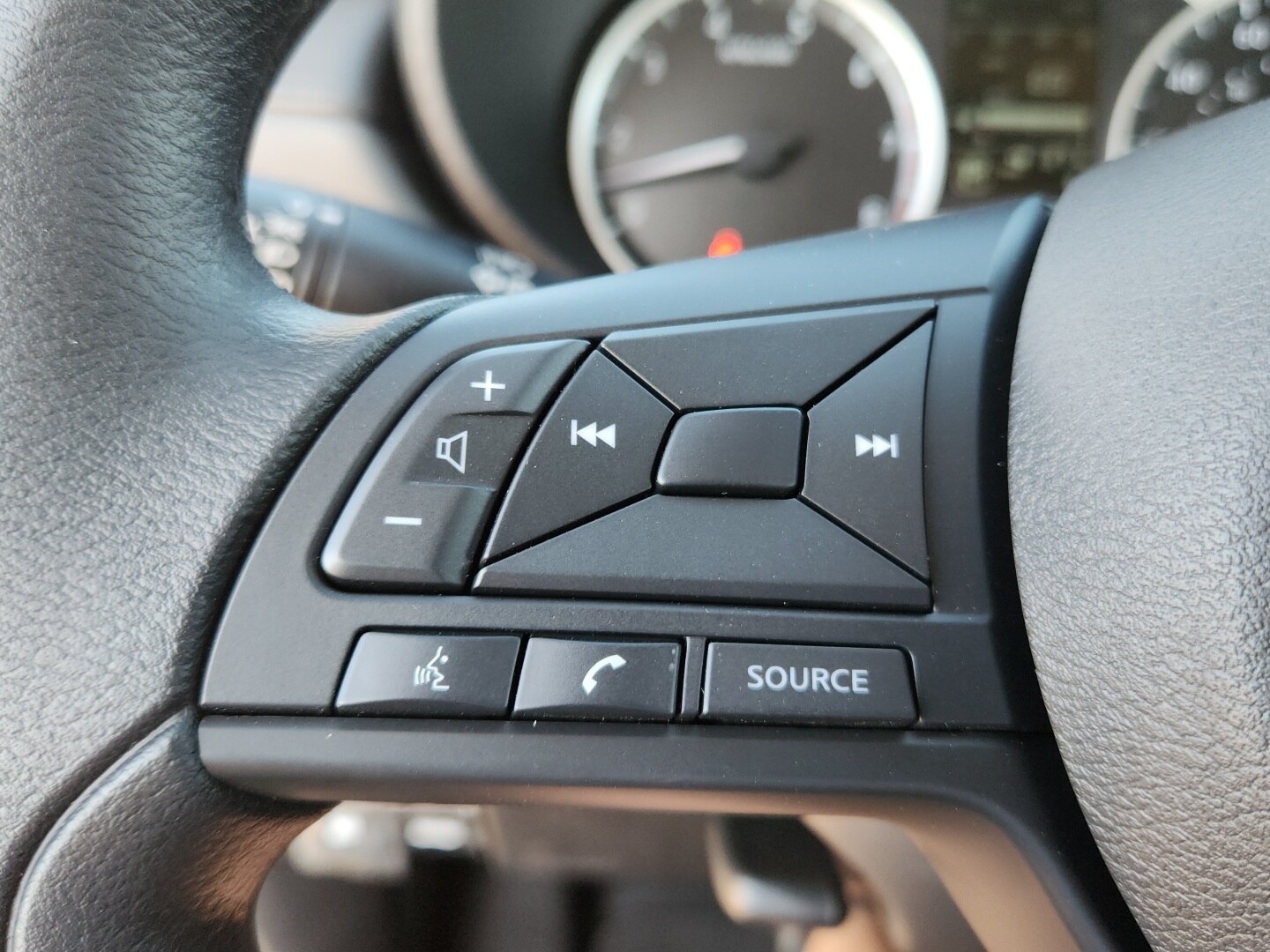 2025 Nissan Versa Sedan S - Photo 18