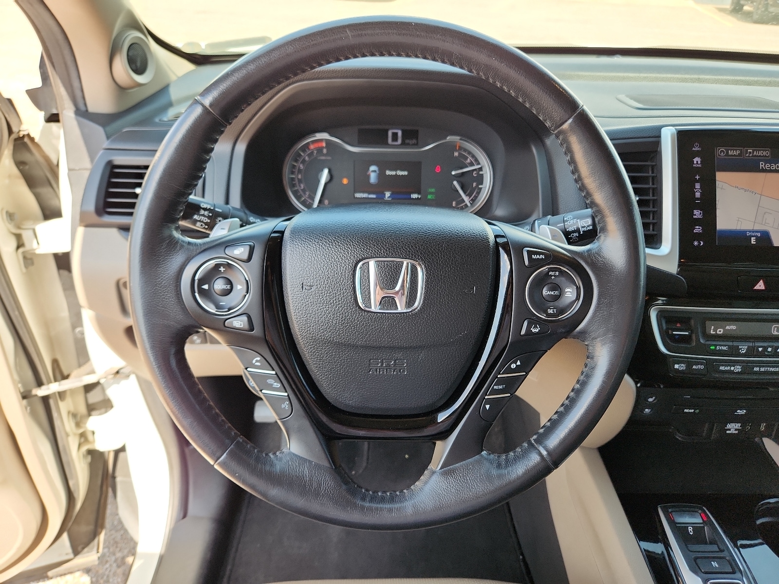 2017 Honda Pilot Elite - Photo 17