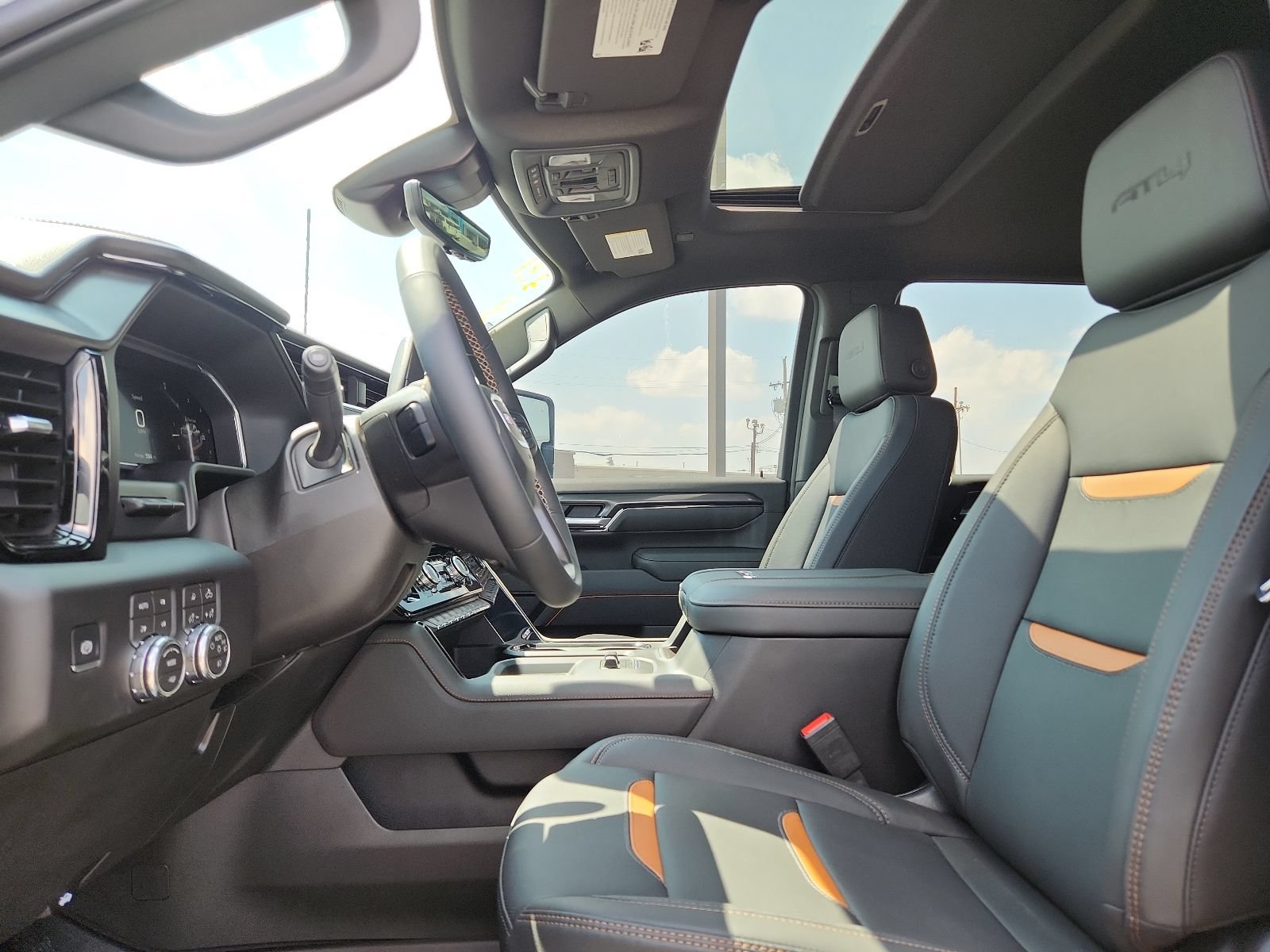 2026 GMC Sierra 2500HD AT4 - Photo 10