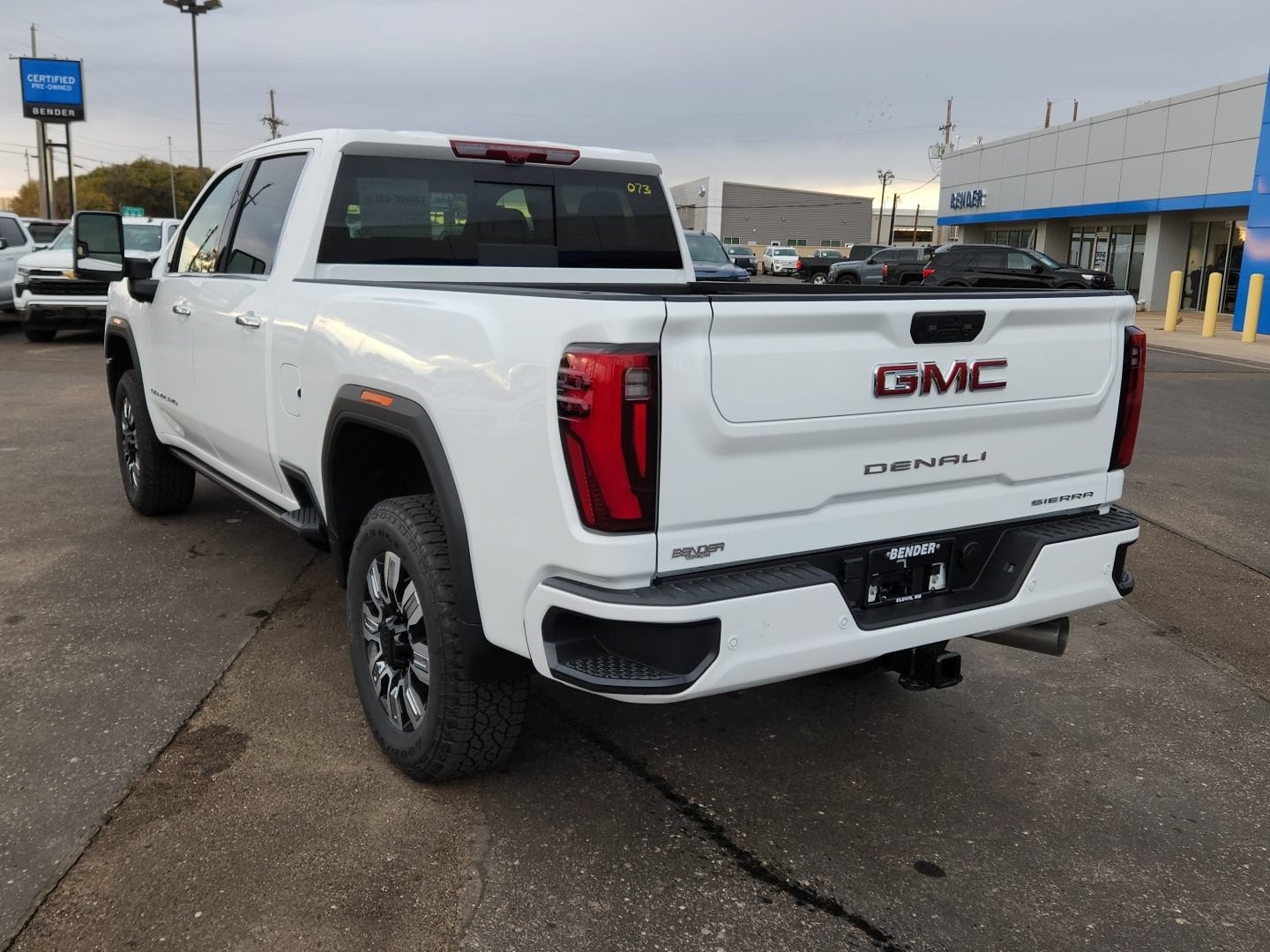 2026 GMC Sierra 2500HD Denali - Photo 3