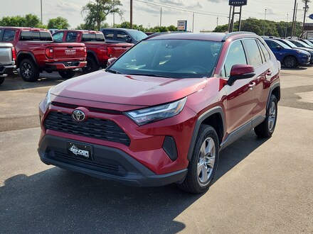2023 Toyota RAV4 XLE