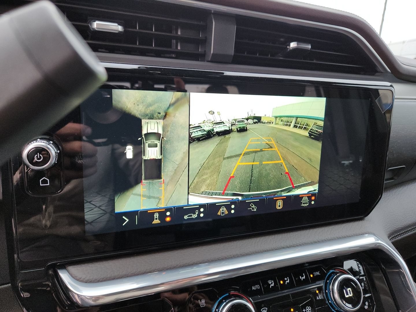 2026 GMC Sierra 2500HD Denali - Photo 15