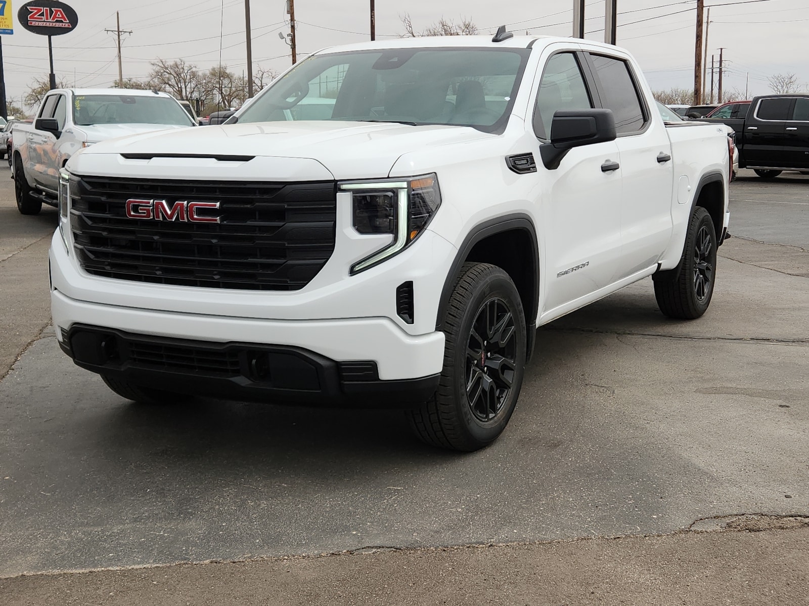 2026 GMC Sierra 4WD Crew Cab Short Box Pro's photo