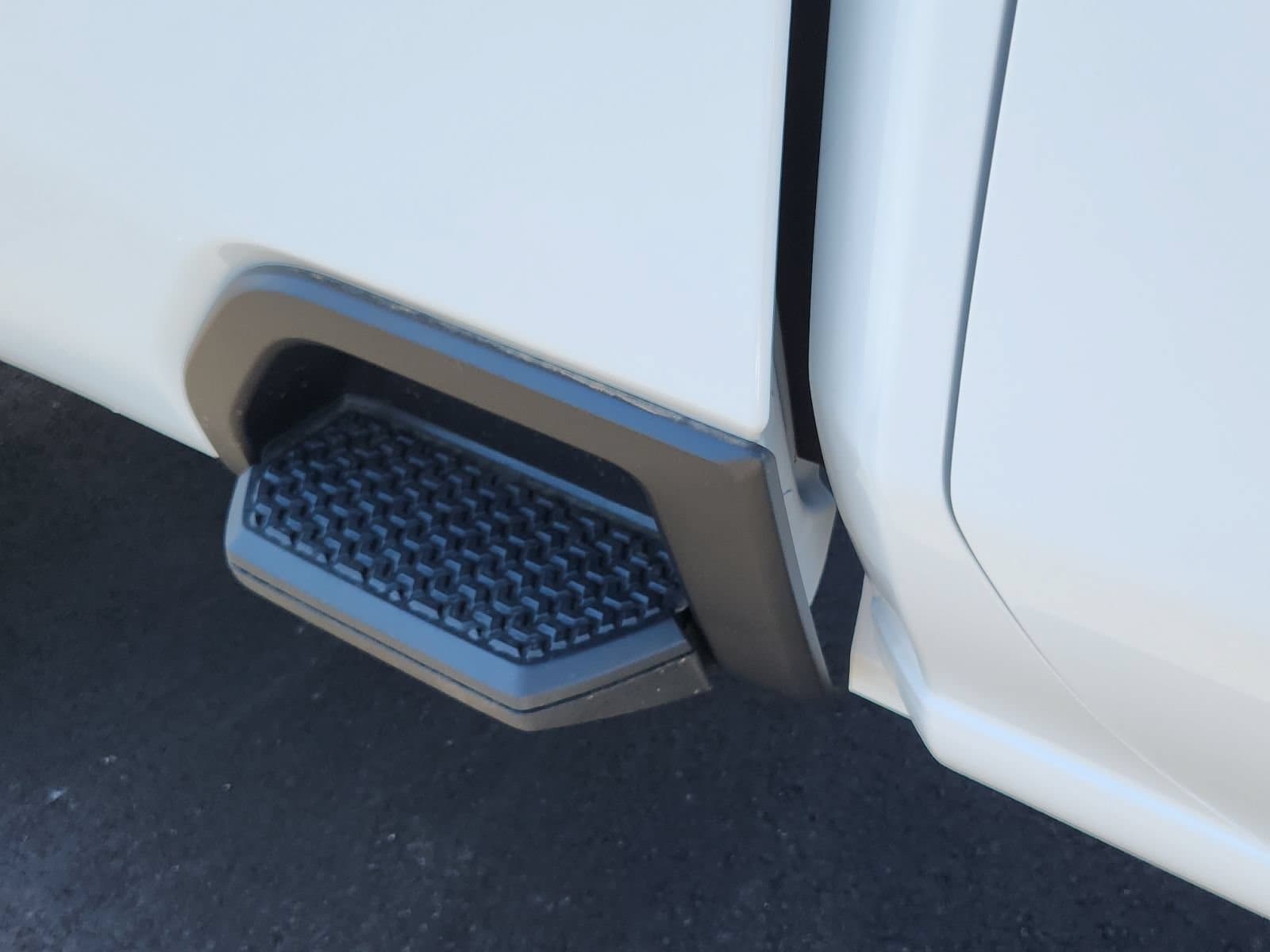 2026 GMC Sierra 3500HD Pro - Photo 10