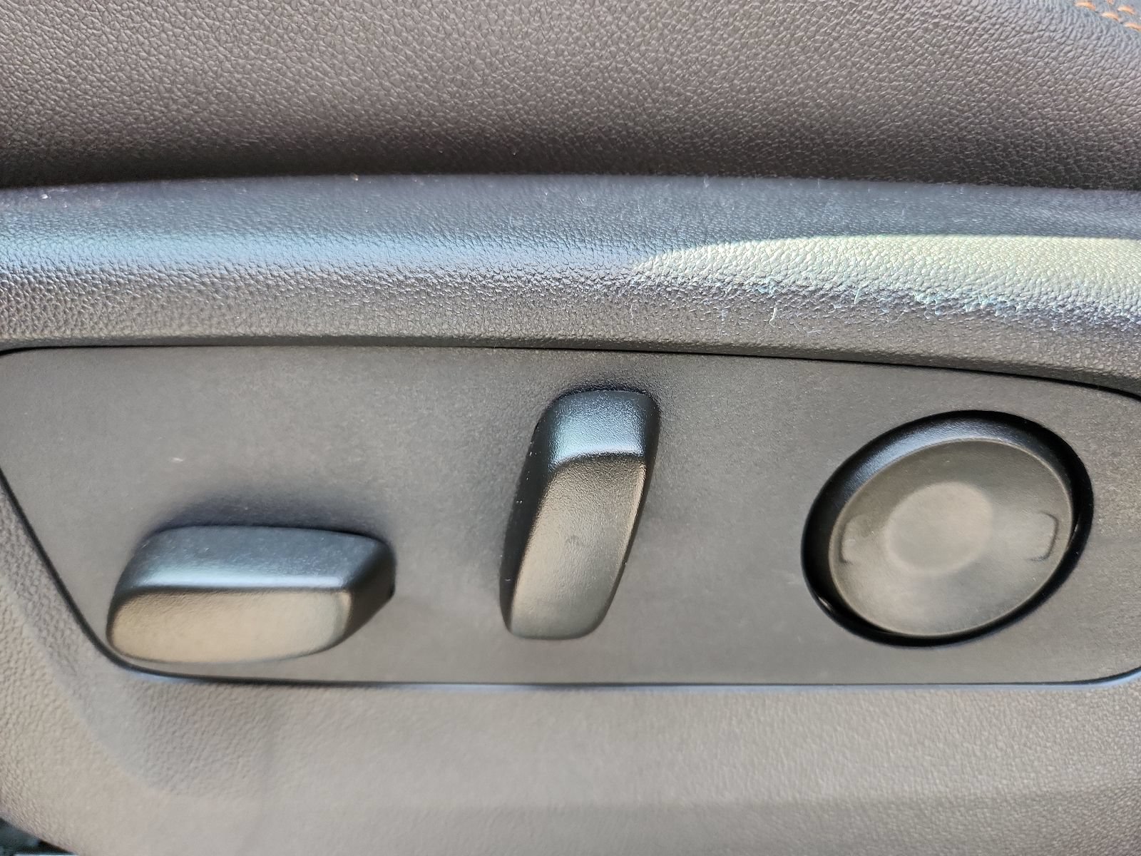 2026 GMC Sierra 2500HD AT4 - Photo 11
