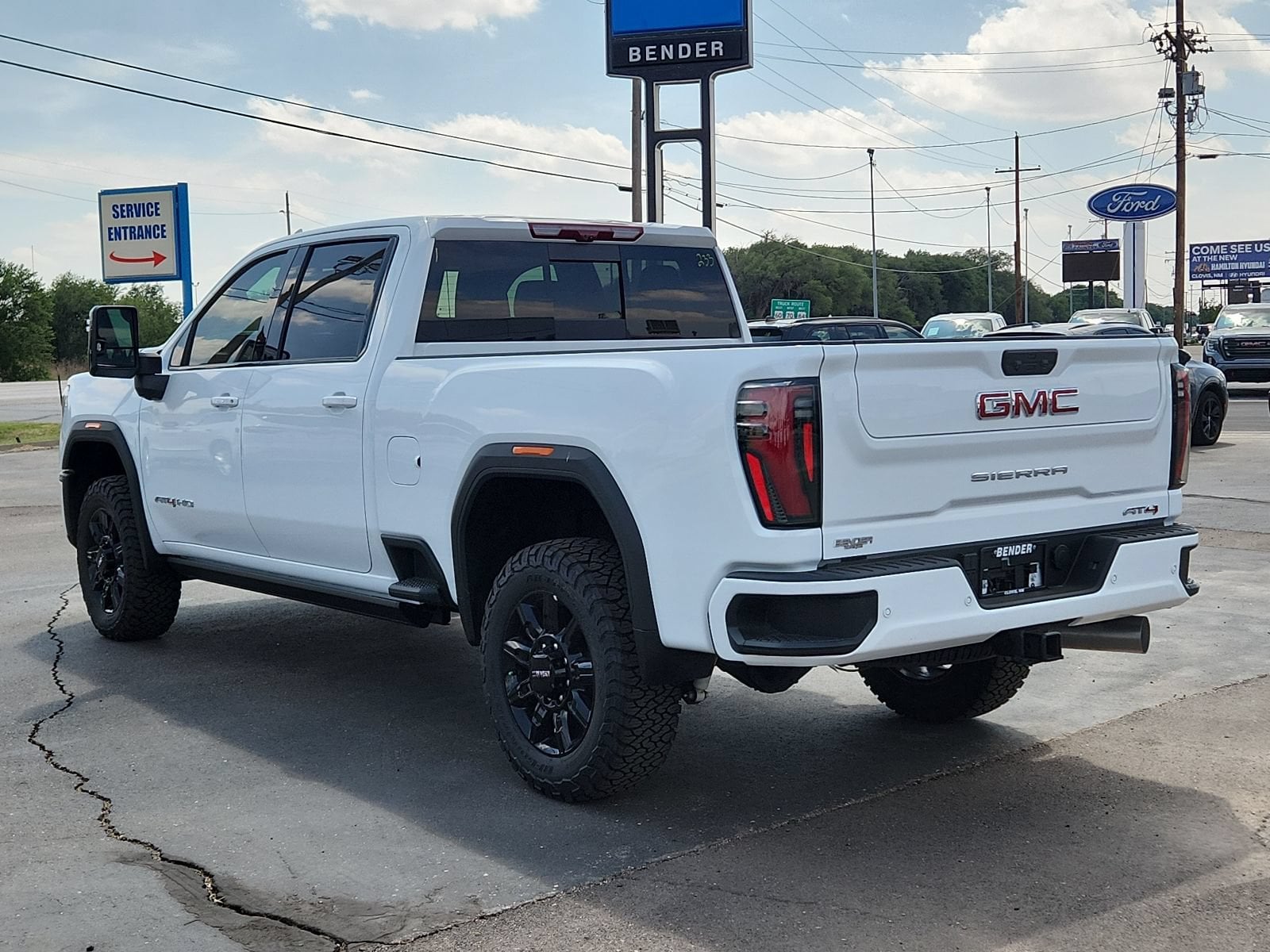 2026 GMC Sierra 2500HD AT4 - Photo 3