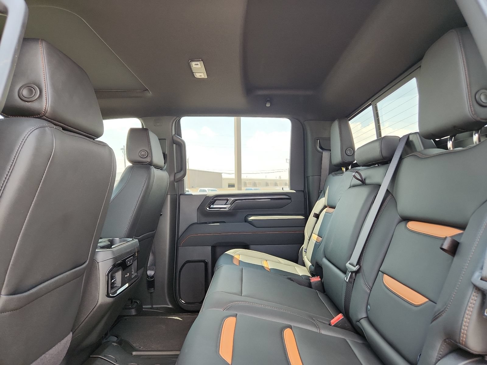 2026 GMC Sierra 2500HD AT4 - Photo 8