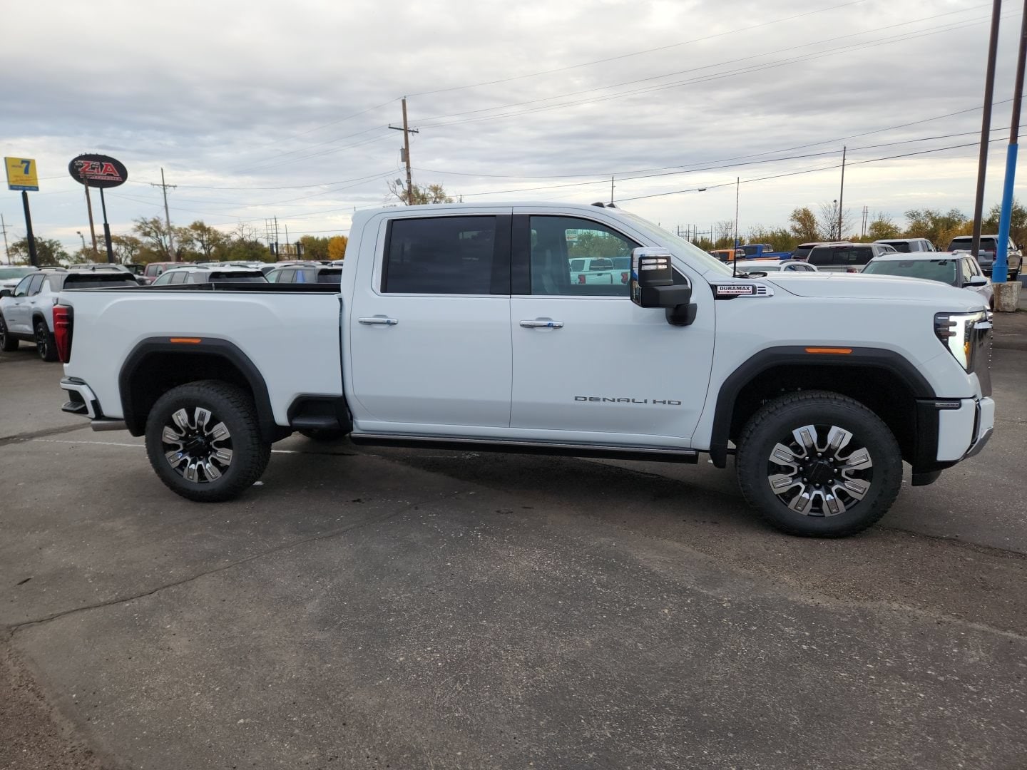 2026 GMC Sierra 2500HD Denali - Photo 5