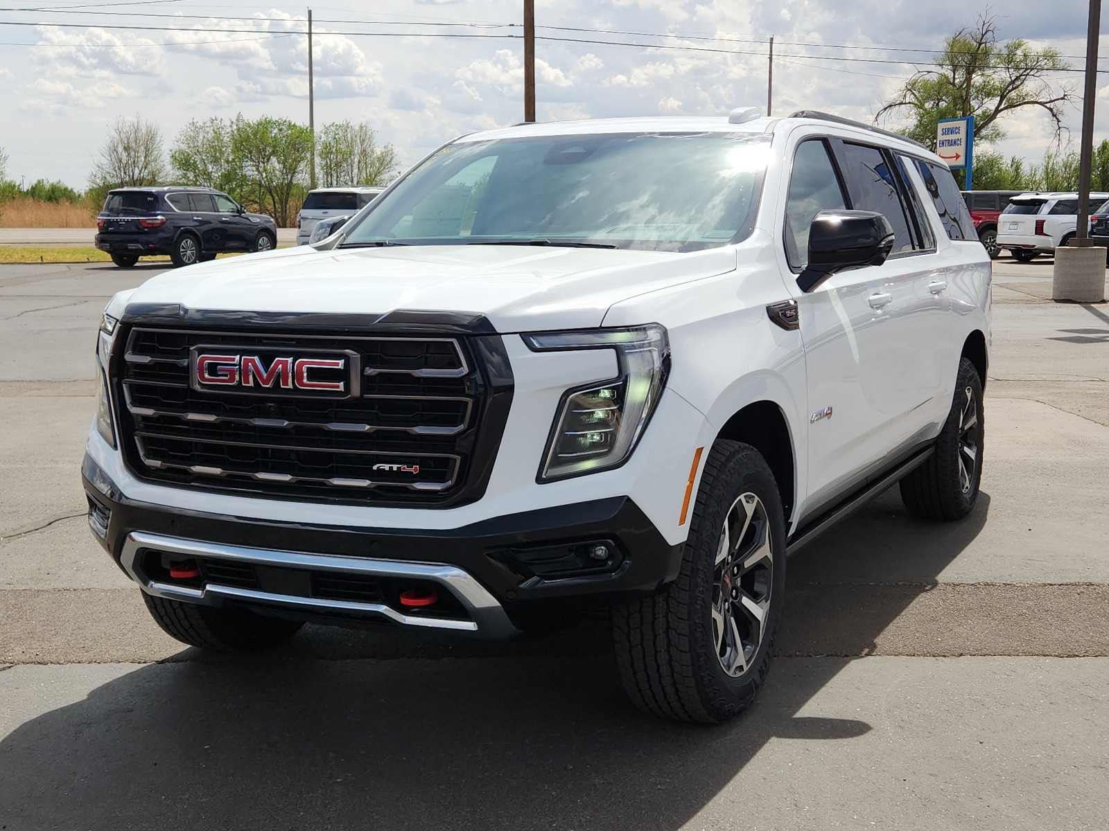 2026 GMC Yukon 4WD AT4 Ultimate AWD's photo
