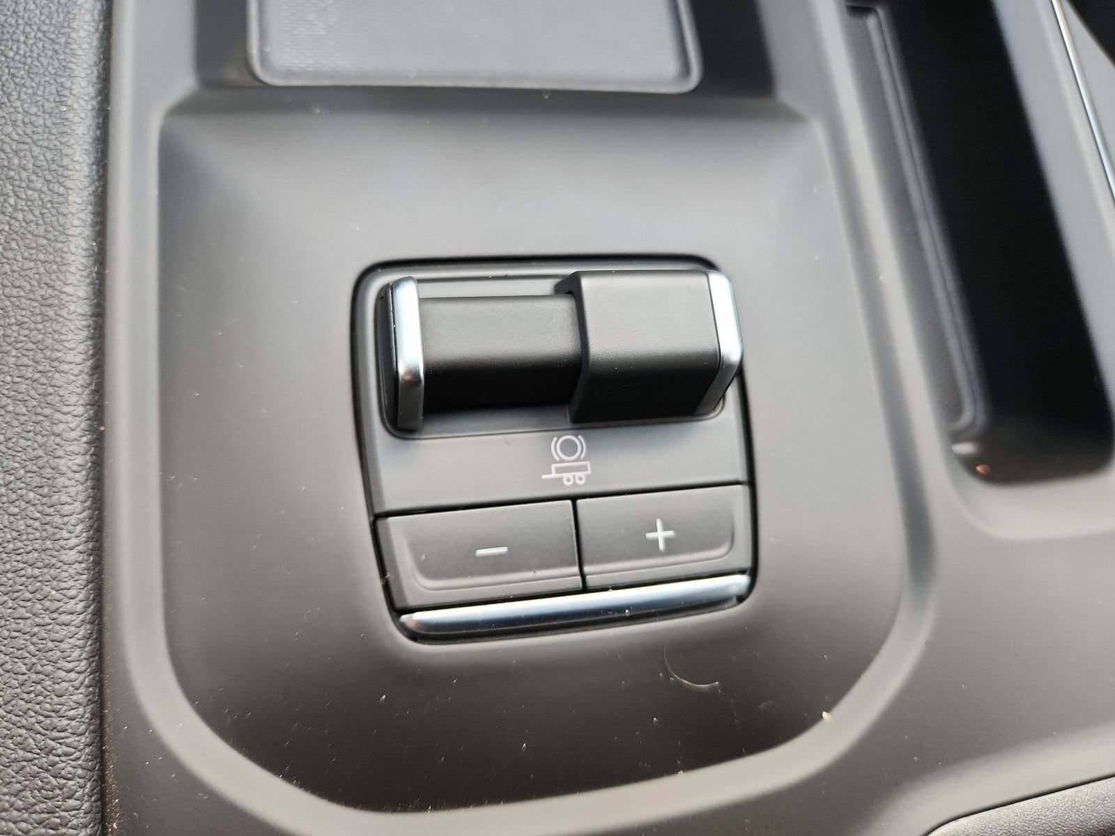 2026 GMC Sierra 2500HD AT4 - Photo 13