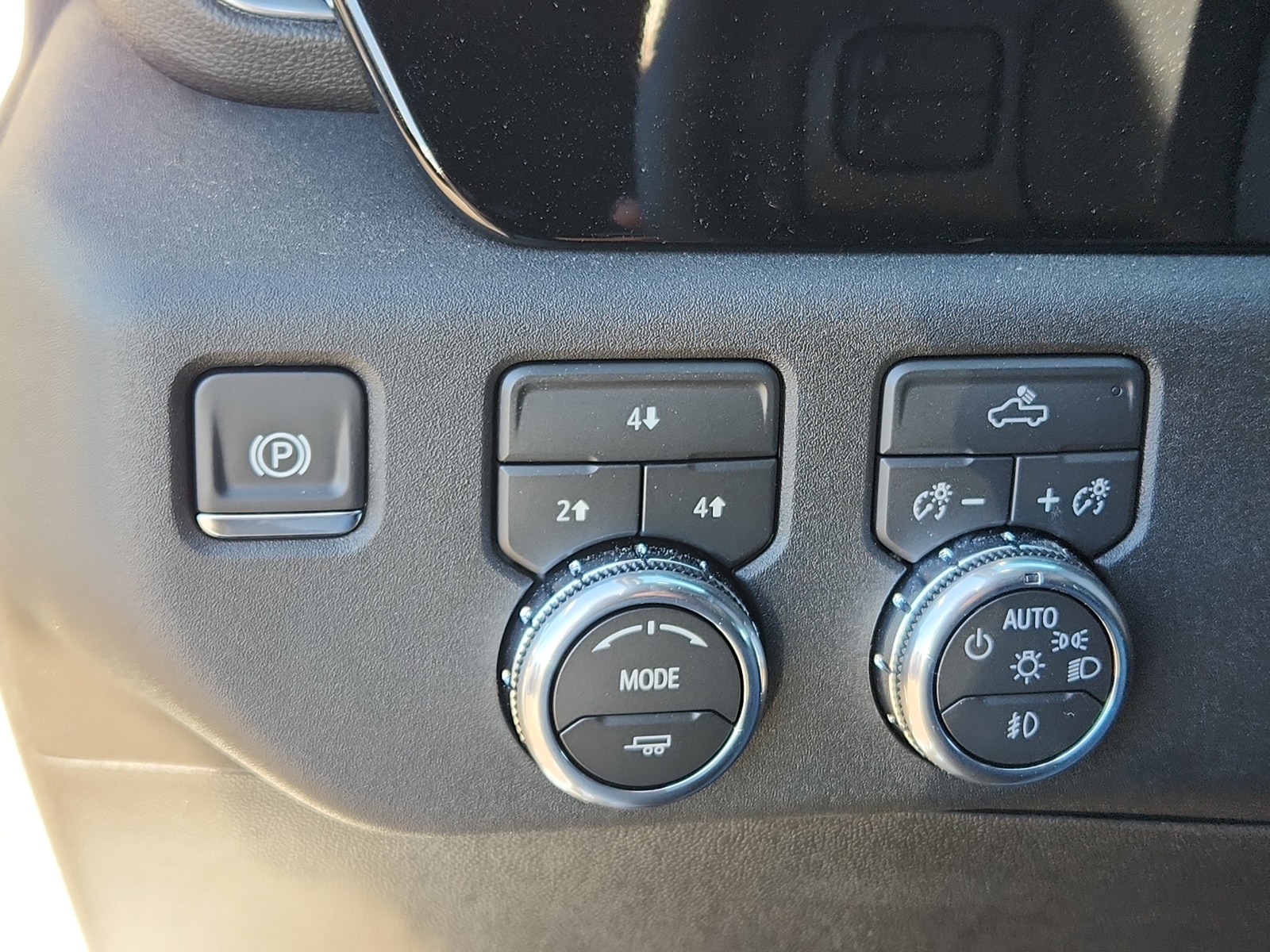 2026 GMC Sierra 2500HD SLE - Photo 17