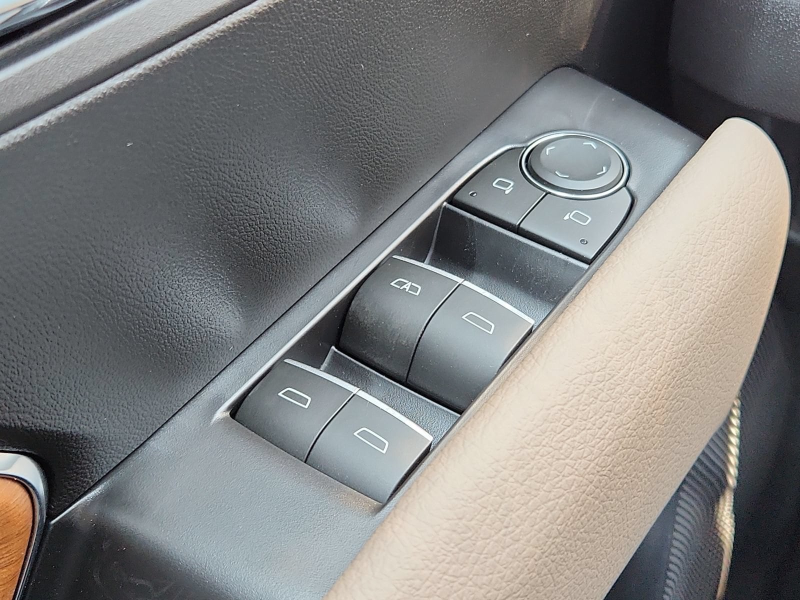 2026 GMC Canyon Denali - Photo 15