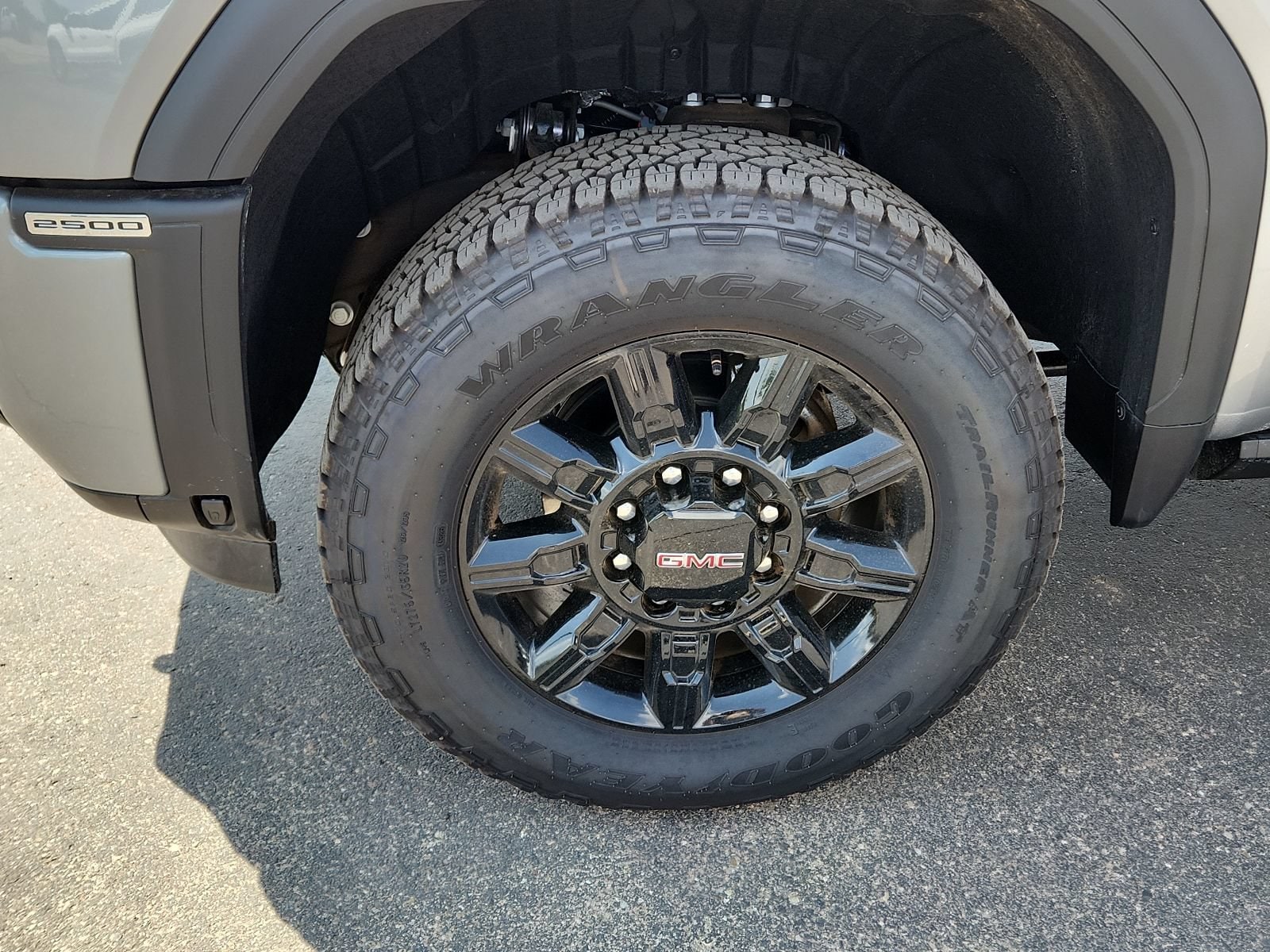 2026 GMC Sierra 2500HD AT4 - Photo 7