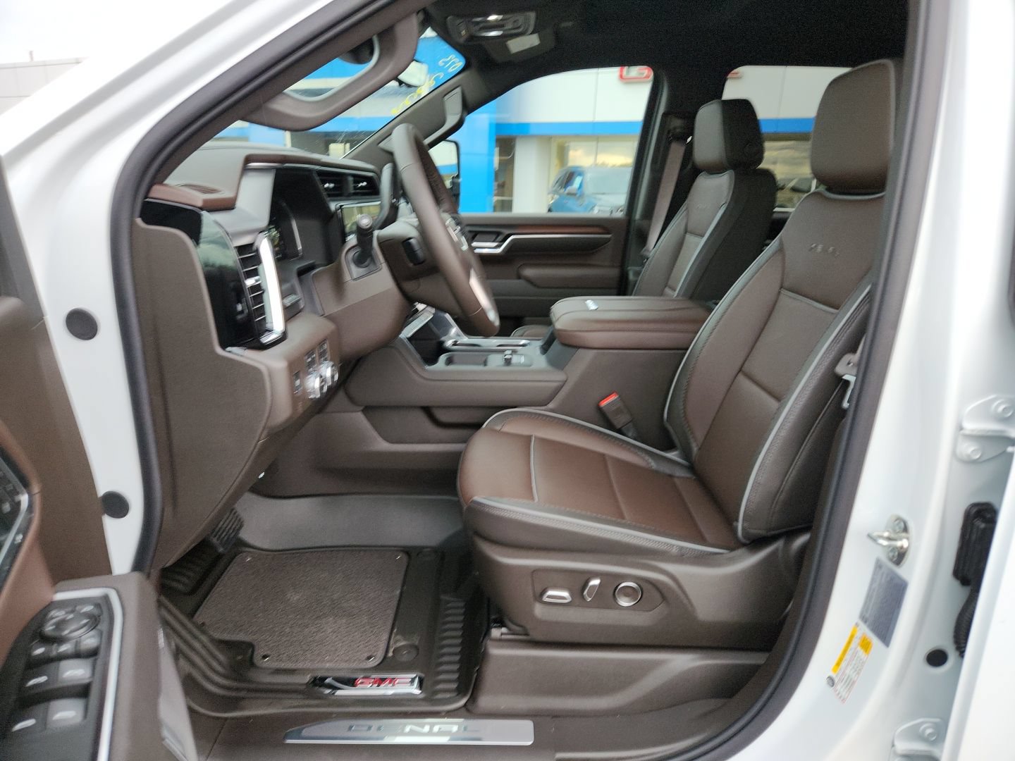 2026 GMC Sierra 2500HD Denali - Photo 12