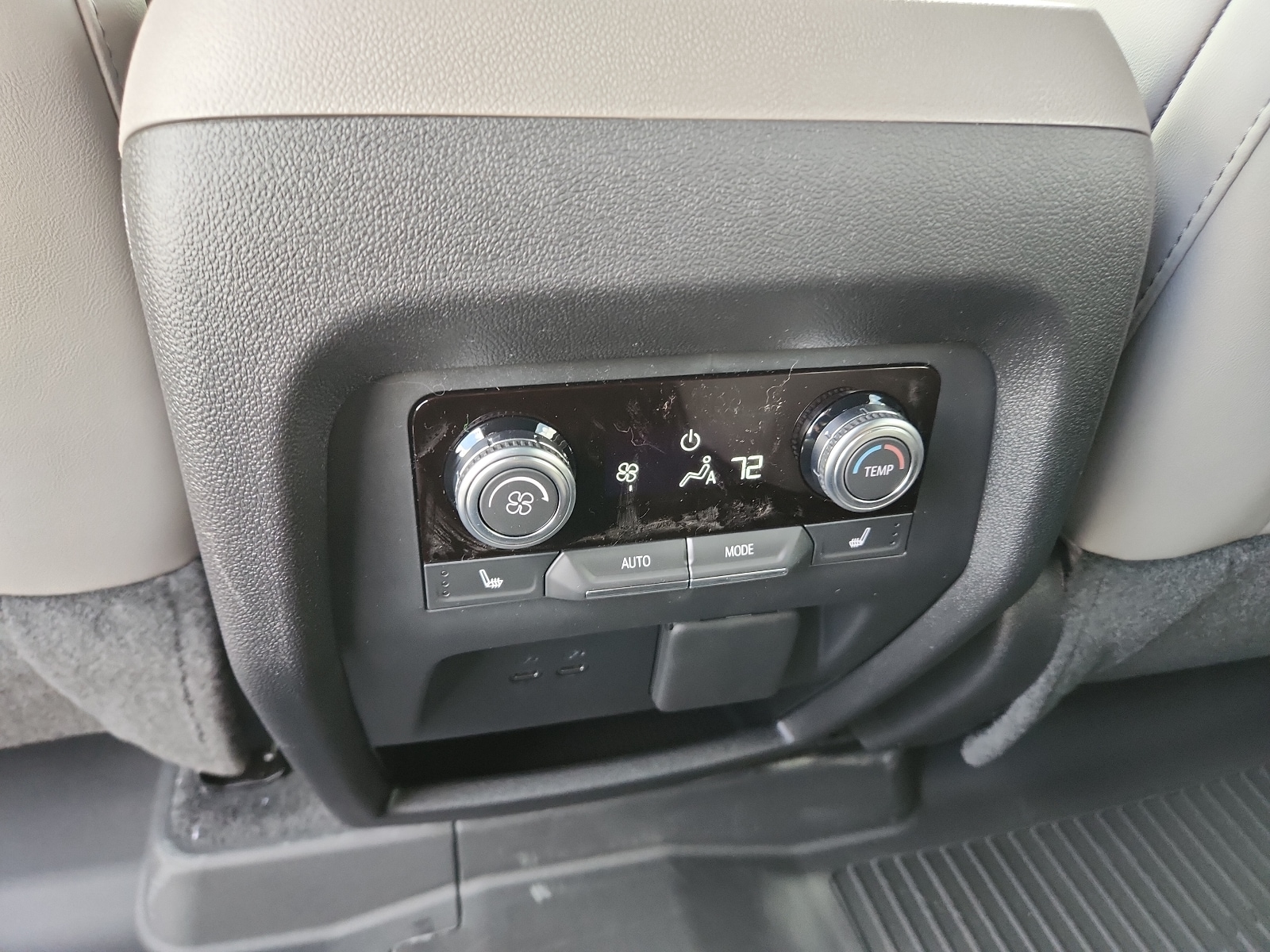 2026 GMC Acadia Elevation - Photo 12