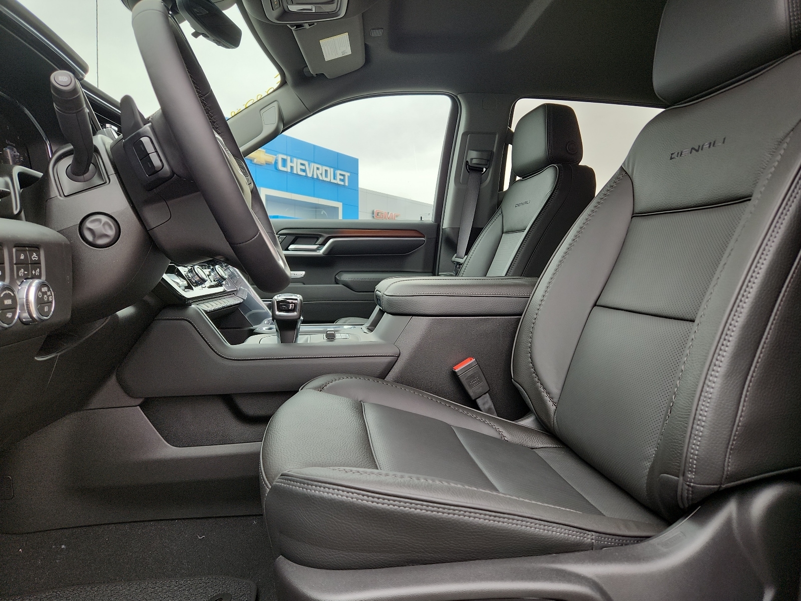 2026 GMC Sierra 1500 Denali - Photo 12