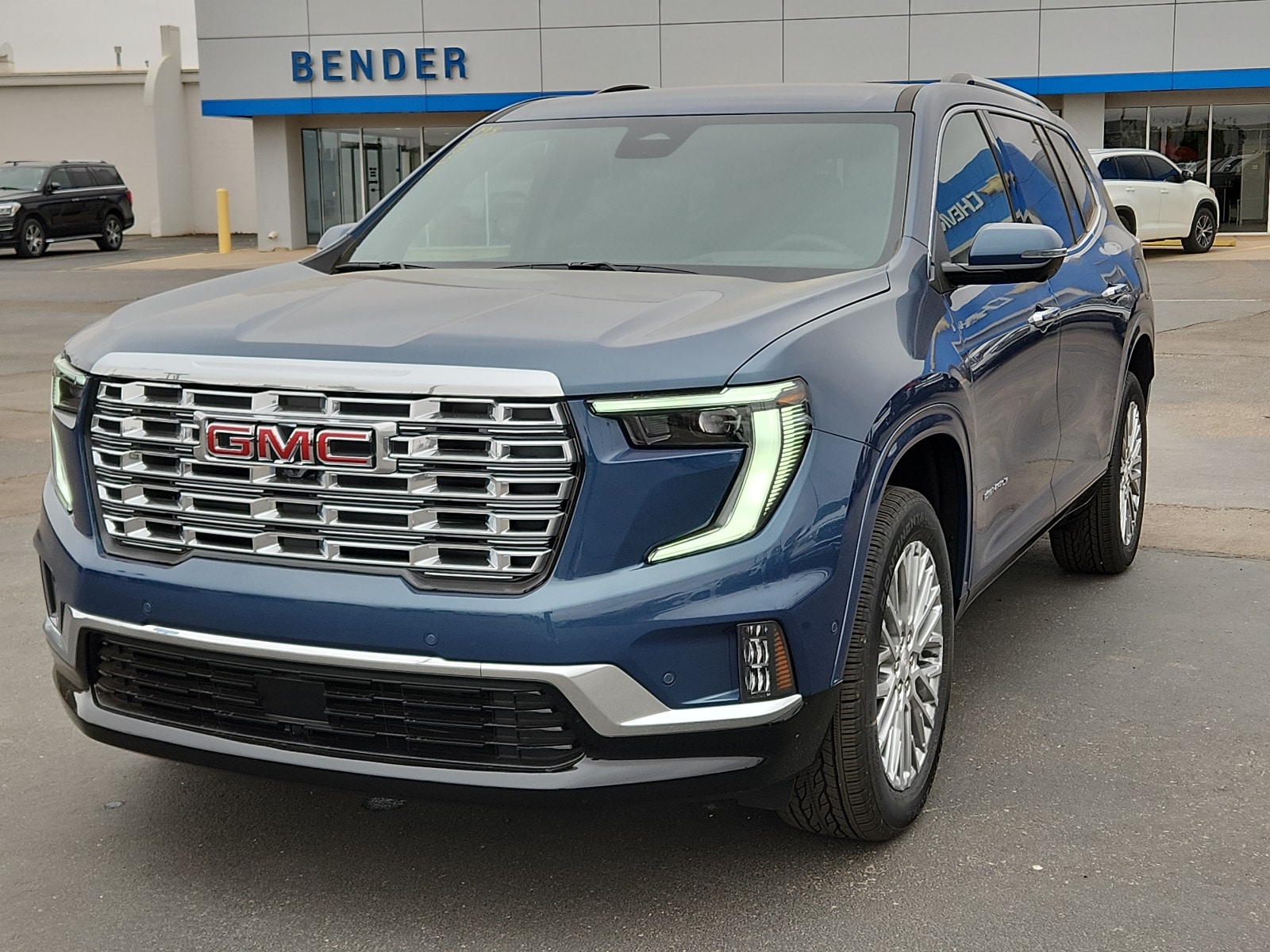 2026 GMC Acadia Denali AWD's photo