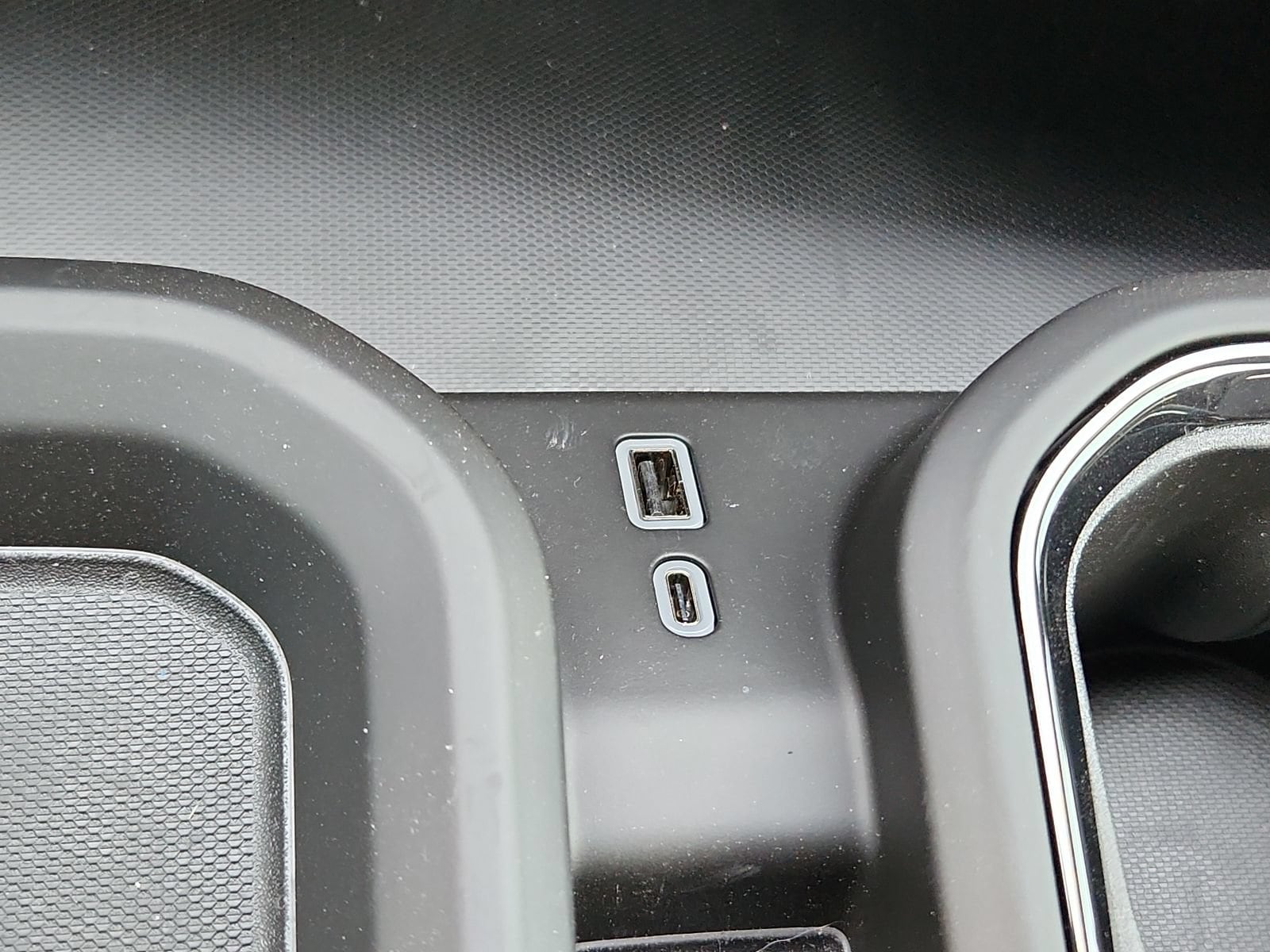 2026 GMC Sierra 2500HD AT4 - Photo 14