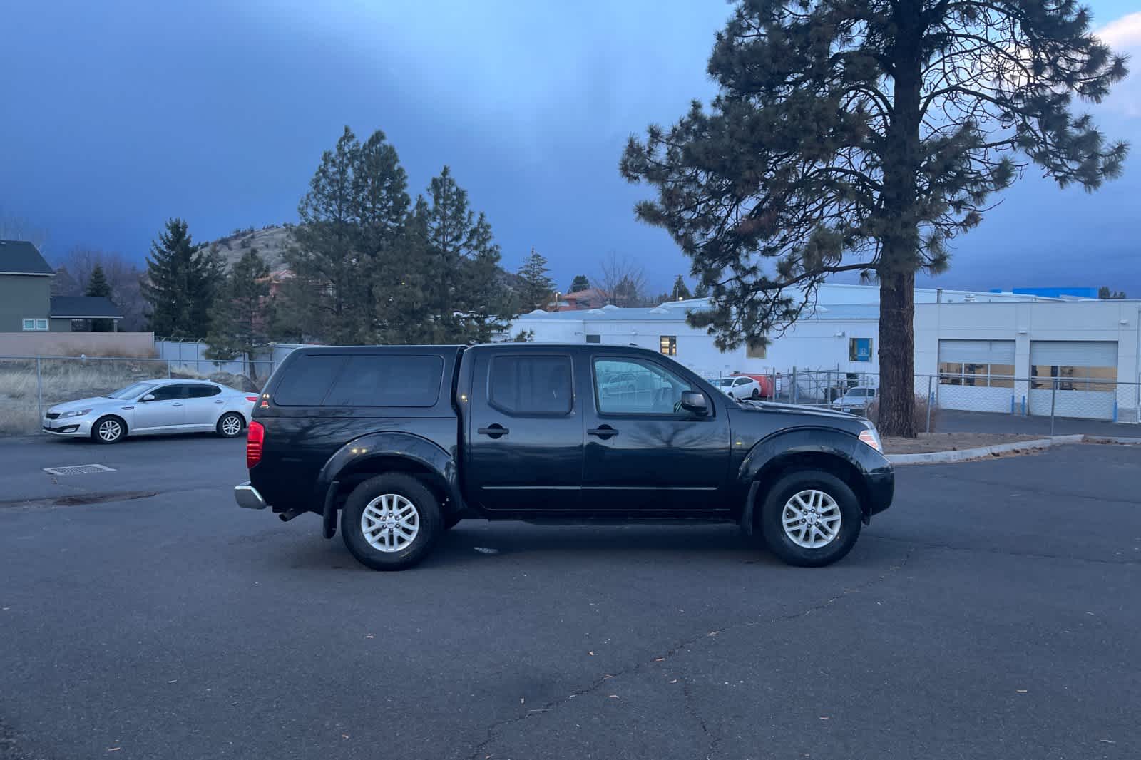 Thumbnail: 2017 Nissan Frontier - 8