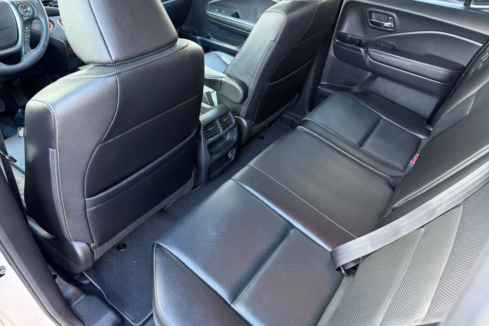 Thumbnail: 2023 Honda Ridgeline - 4