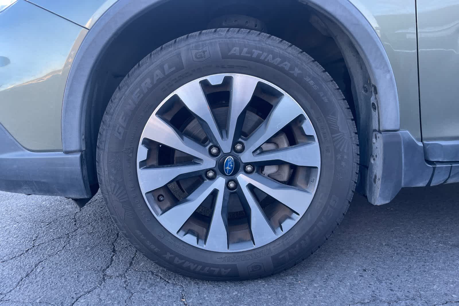 Thumbnail: 2016 Subaru Outback - 11