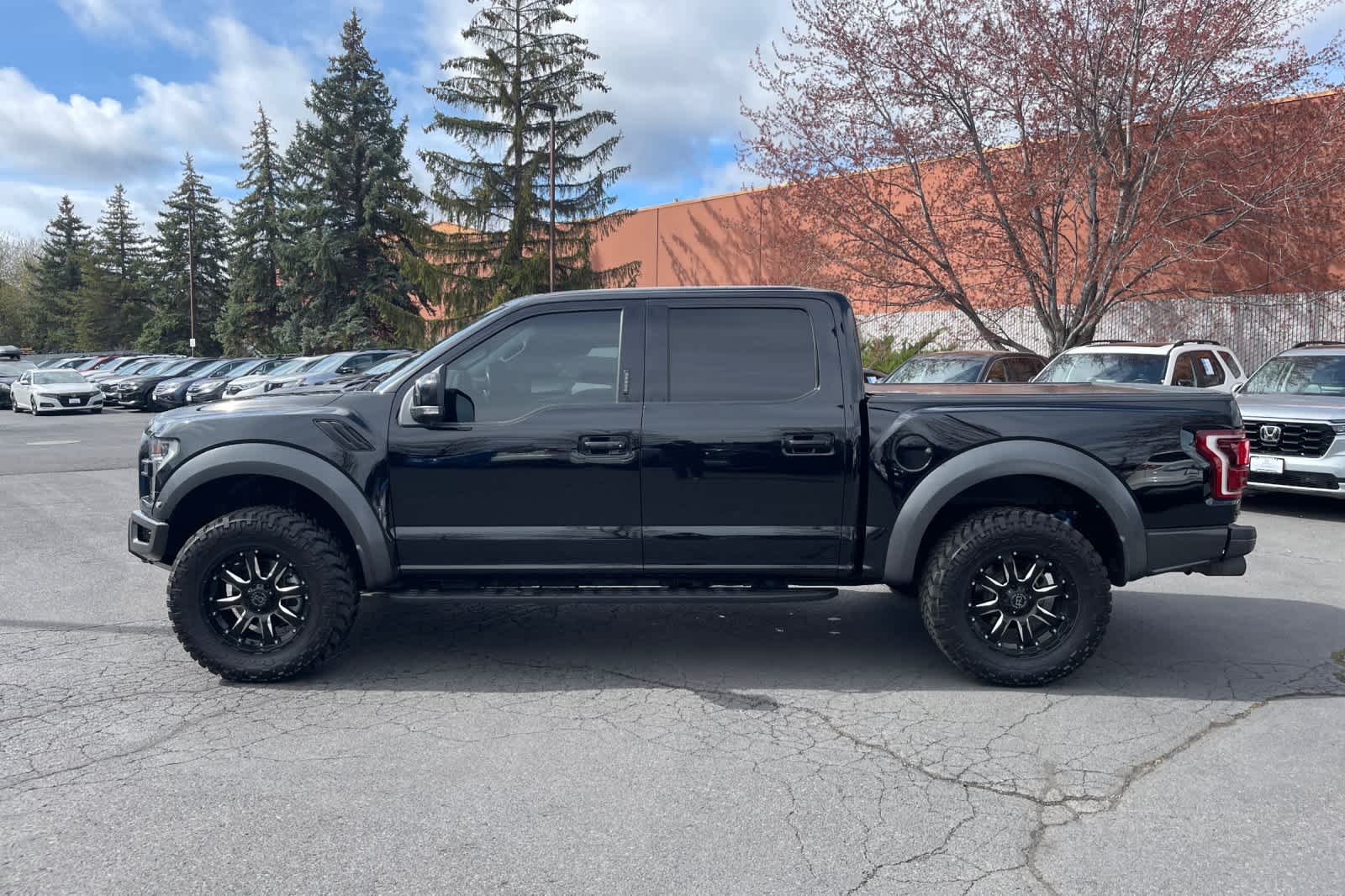 Thumbnail: 2018 Ford F-150 - 2