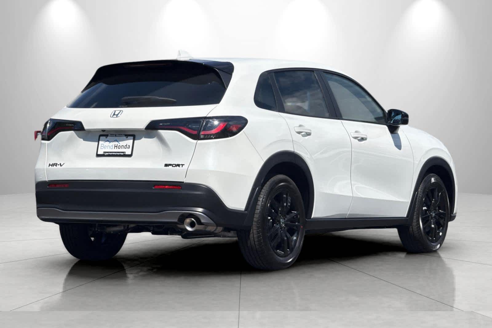 Thumbnail: 2027 Honda HR-V - 2