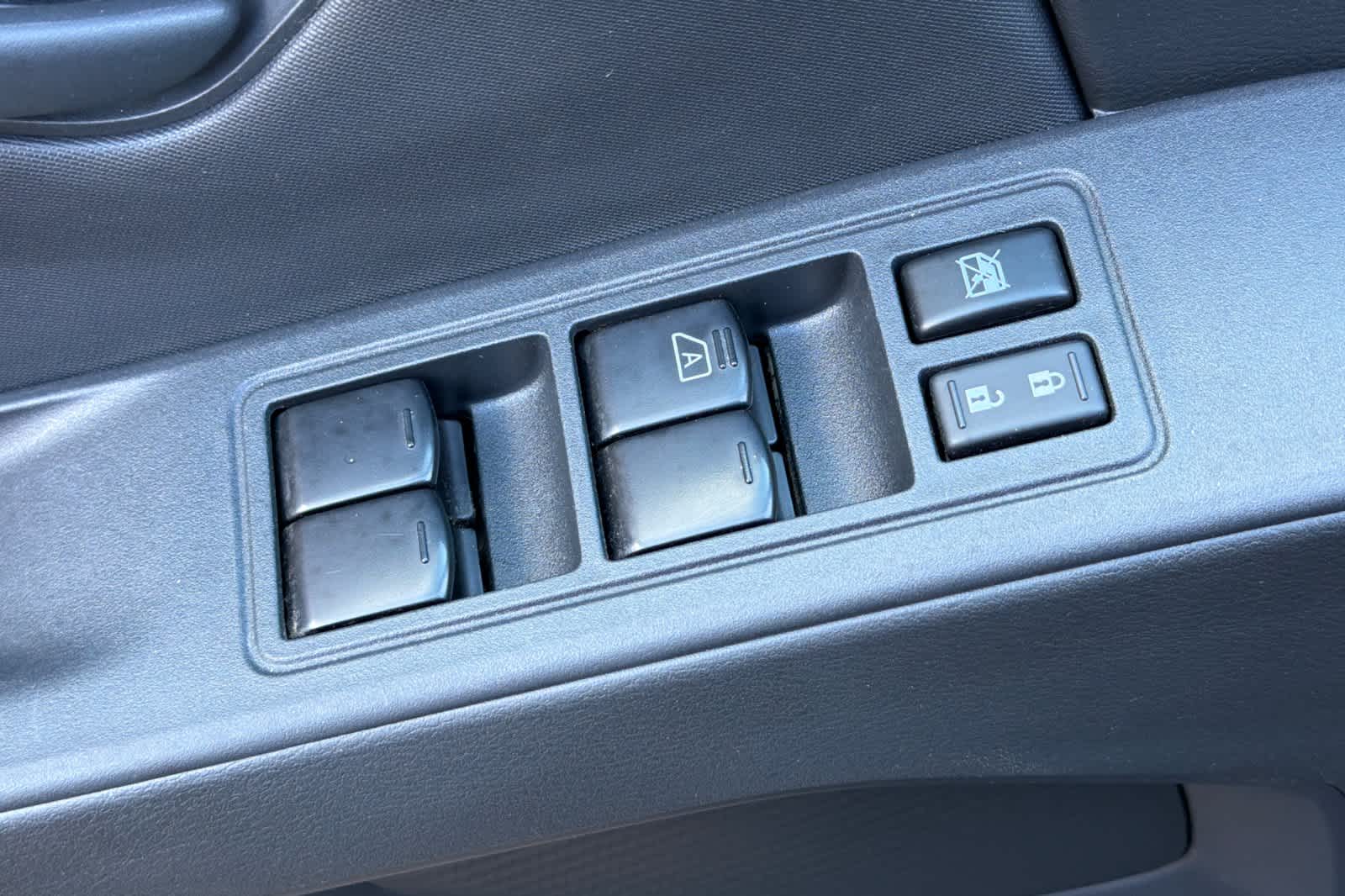 Thumbnail: 2022 Nissan Frontier - 15