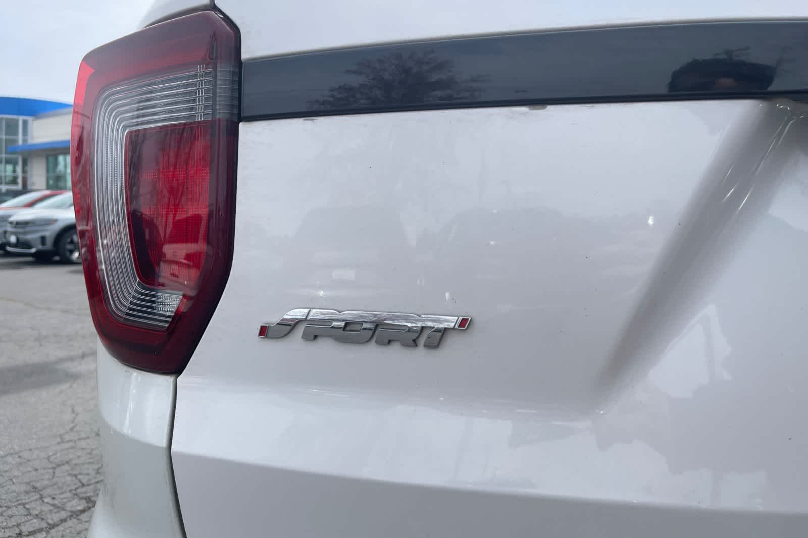 Thumbnail: 2017 Ford Explorer - 14