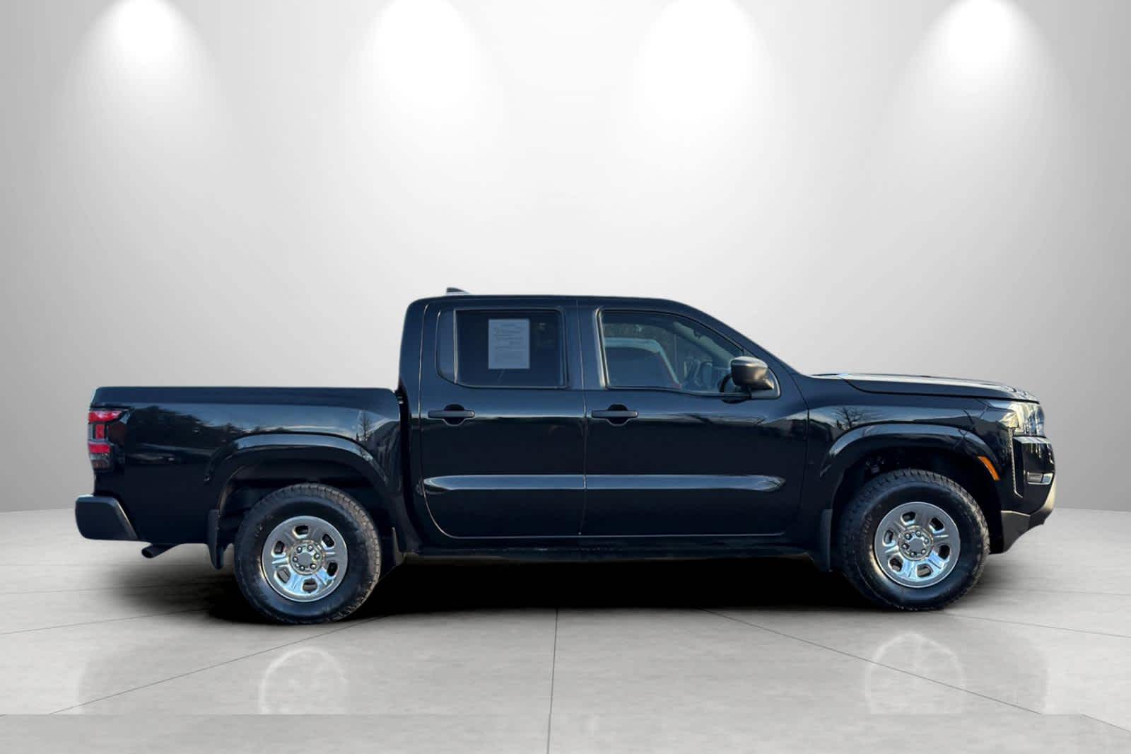 Thumbnail: 2022 Nissan Frontier - 8