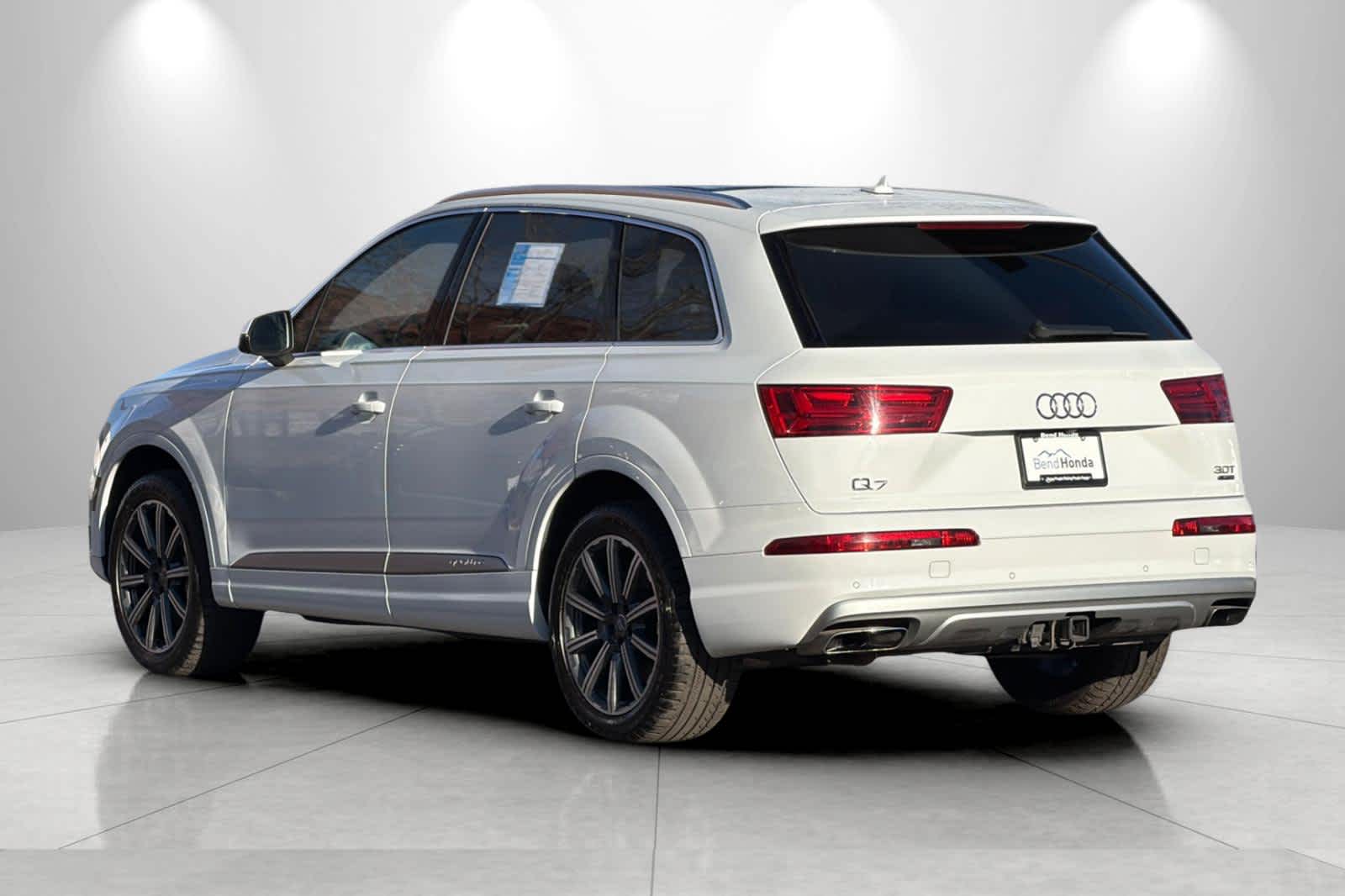 Thumbnail: 2017 Audi Q7 - 6