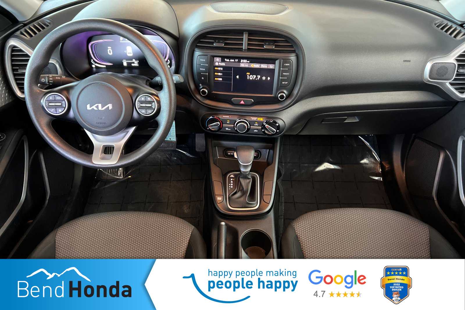 2023 Kia Soul LX photo 3