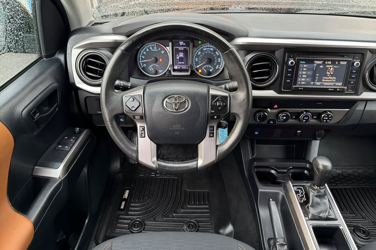 Thumbnail: 2019 Toyota Tacoma - 15